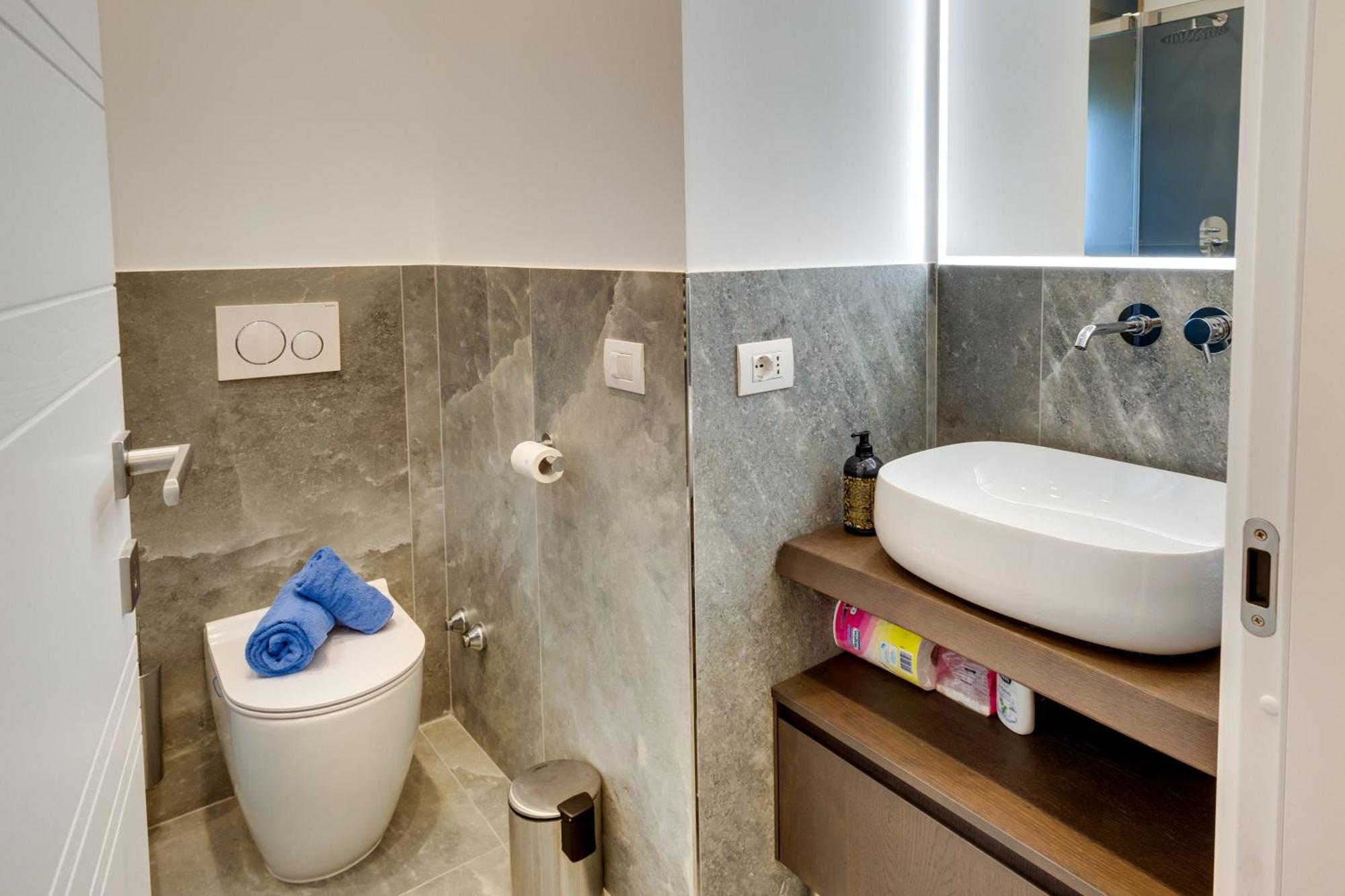 Aurelia Luxury Apartment