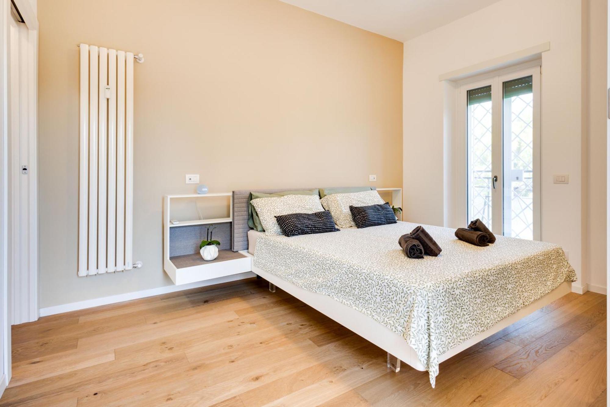 Aurelia Luxury *