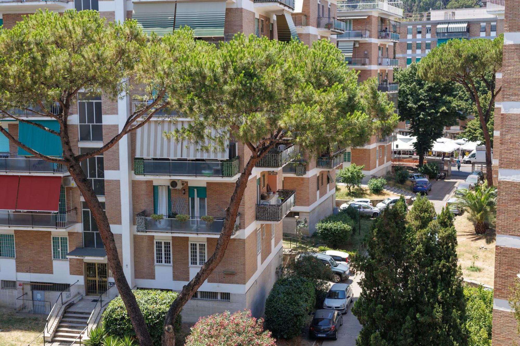 Aurelia Luxury * Rome