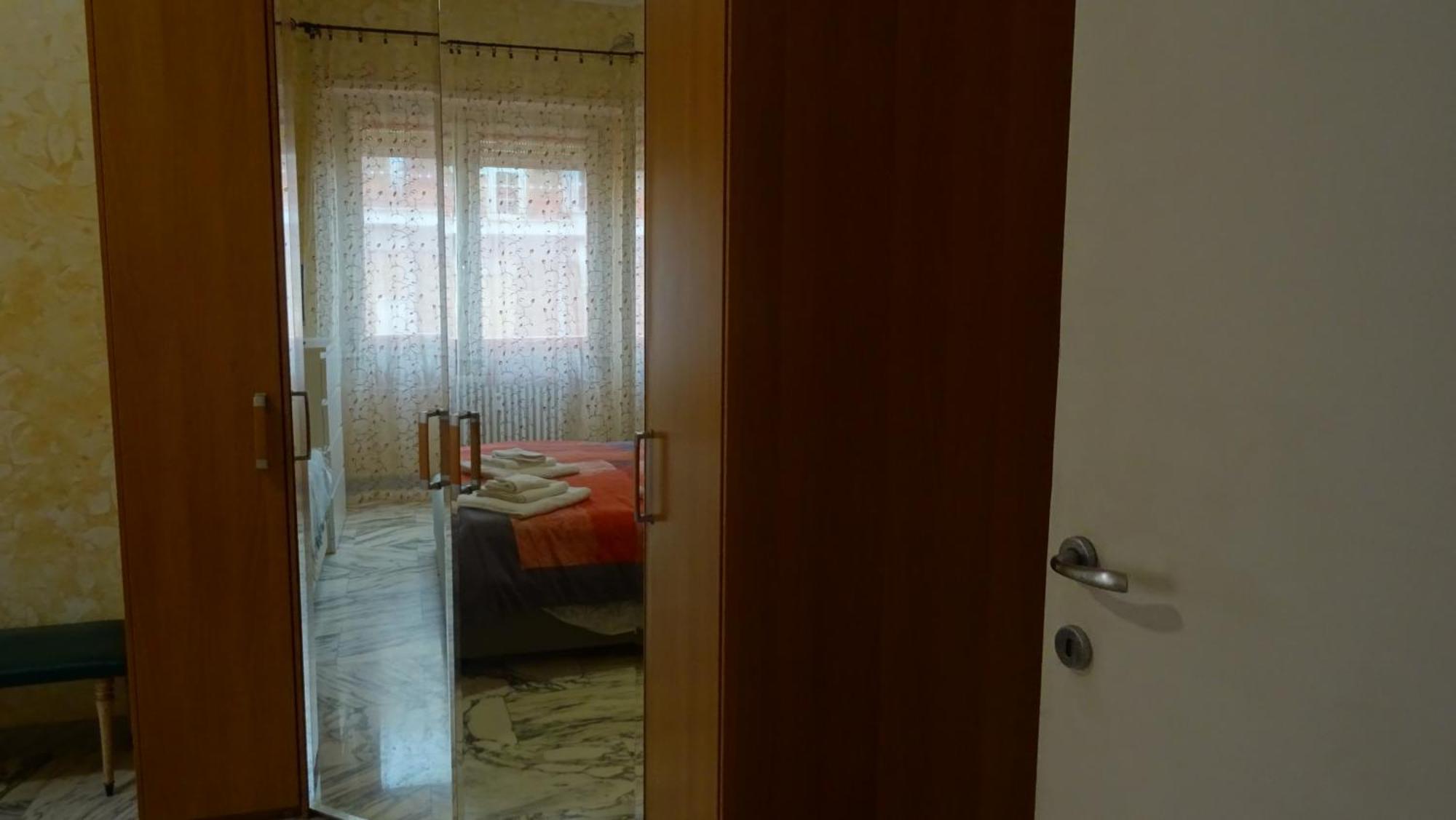 Apartment By Cinzia Rome