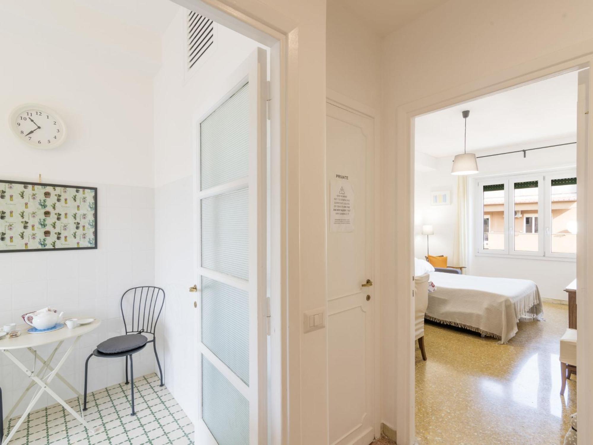 Renato Musei Vaticani By Interhome *