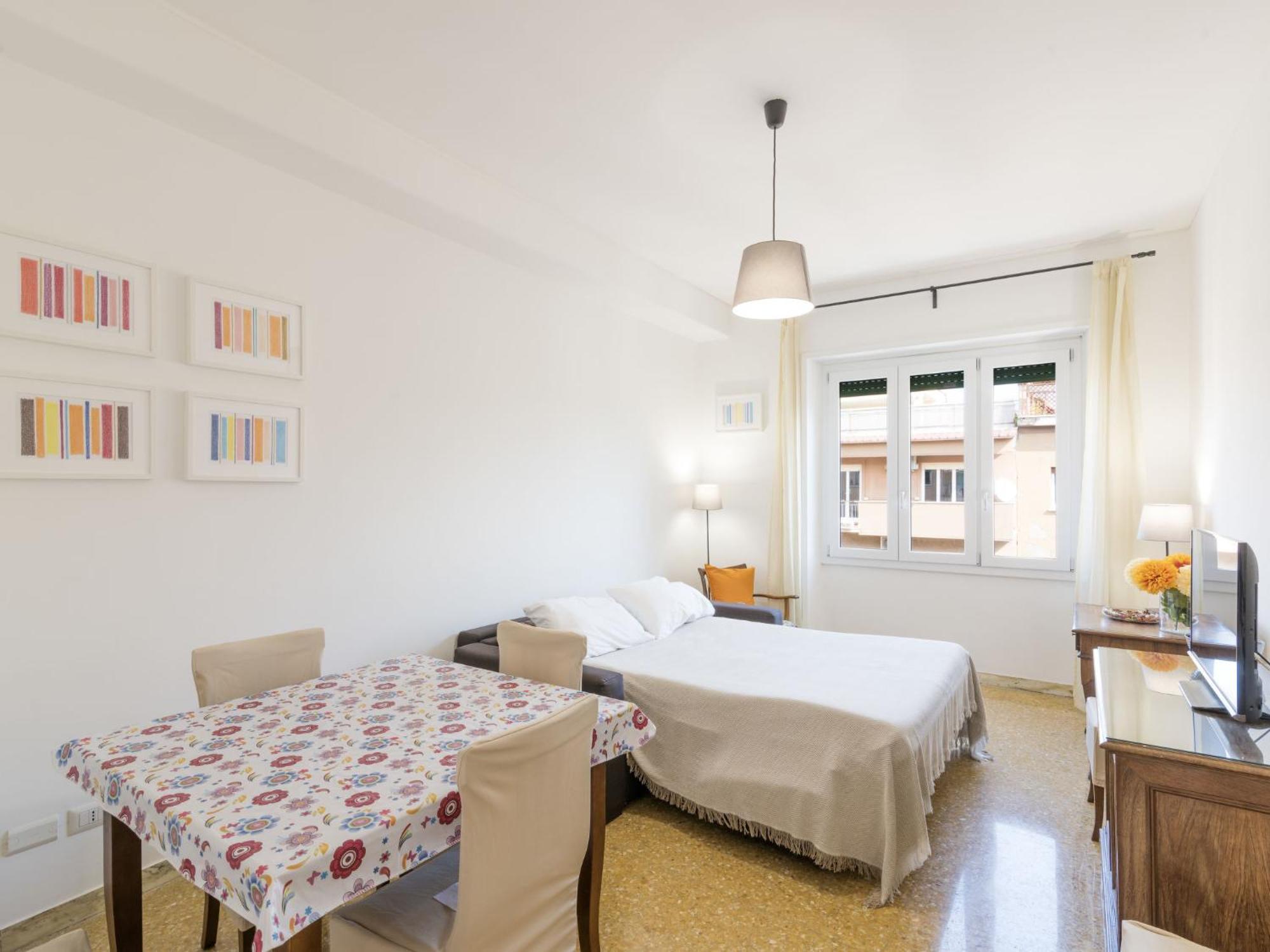 Renato Musei Vaticani By Interhome