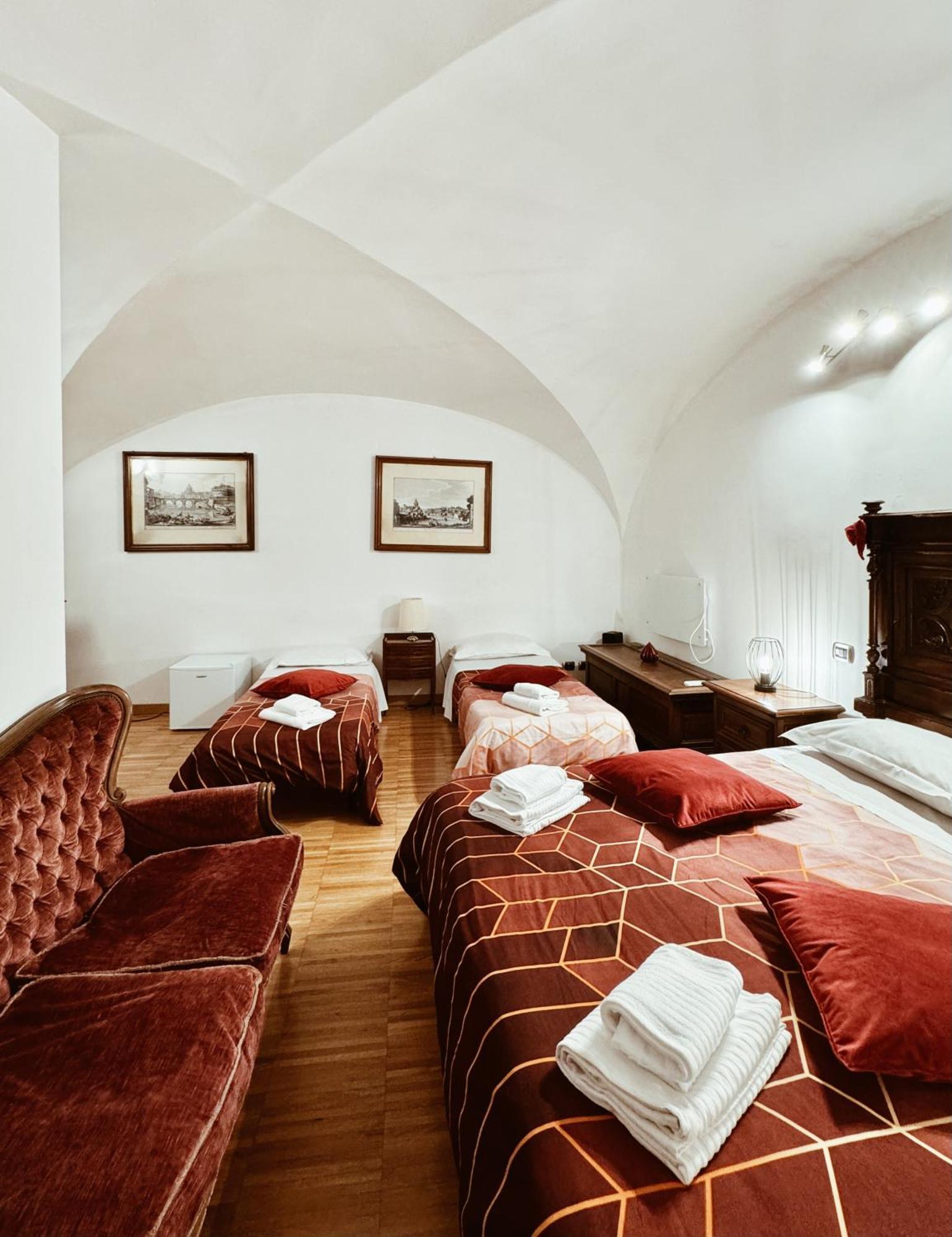 Residenza Tritone Luxury Trevi Fountain *
