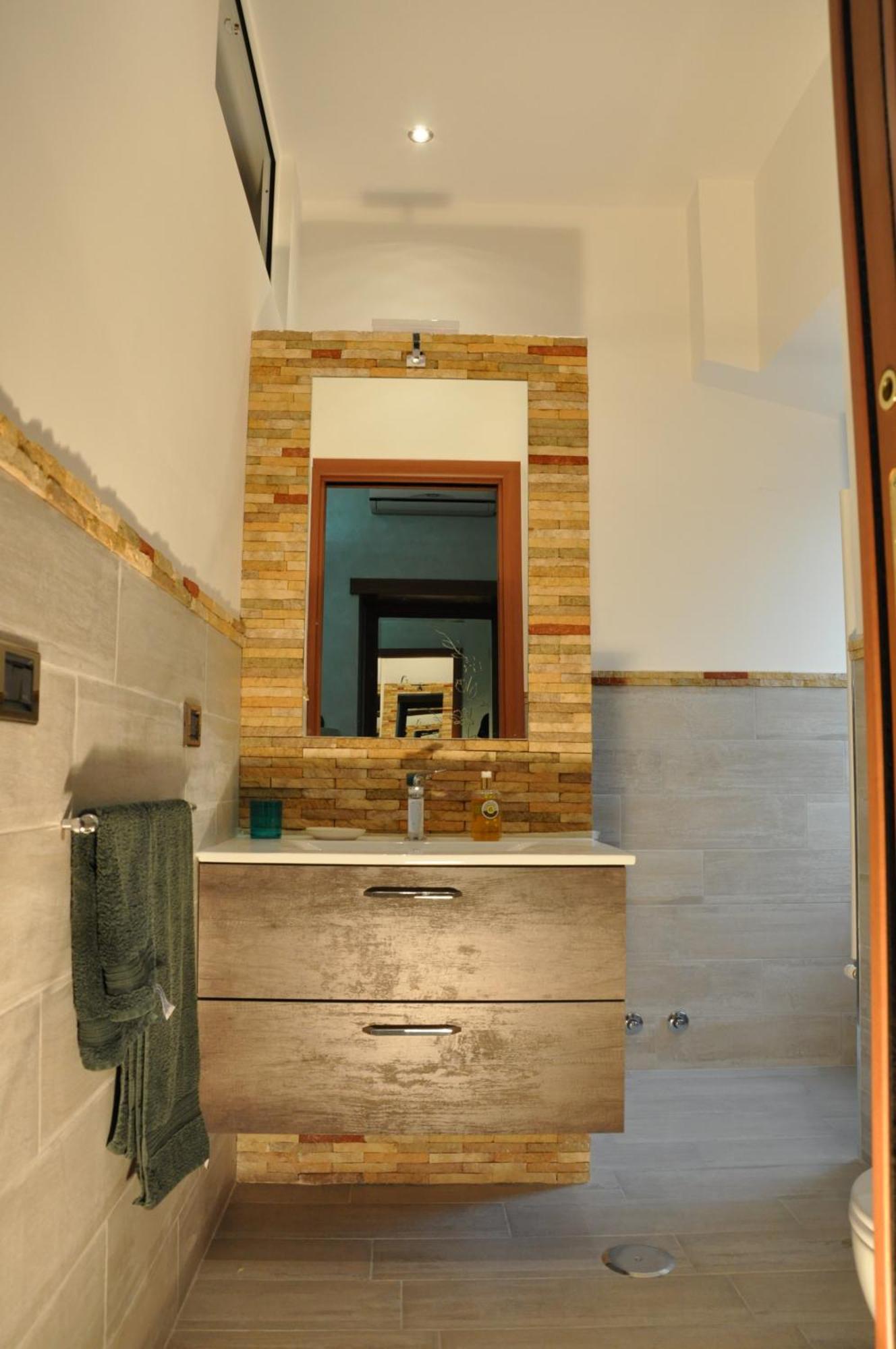 Apartment Charming With 3 Bedrooms