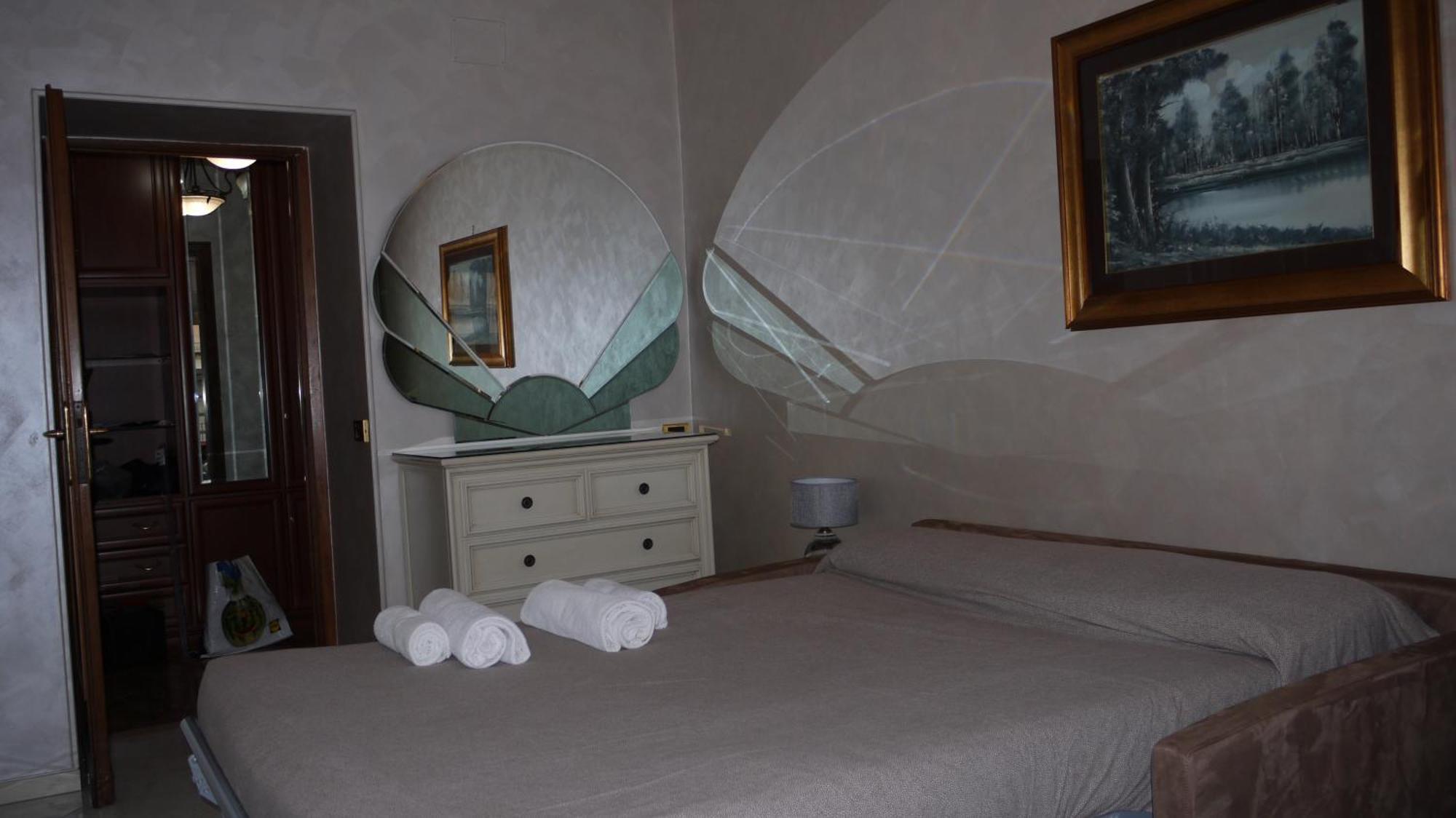 Charming With 3 Bedrooms * Rome