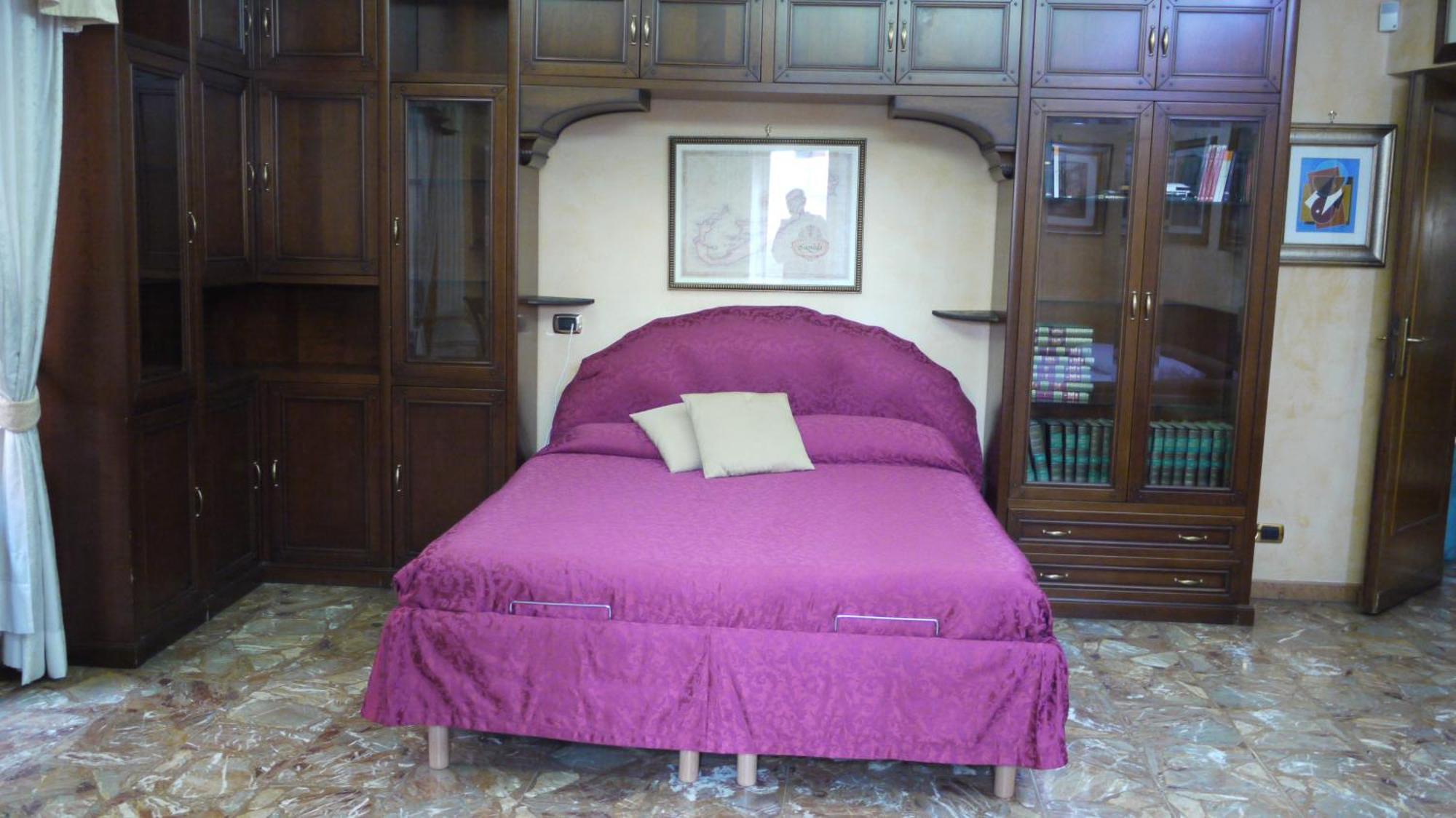 Charming With 3 Bedrooms Rome