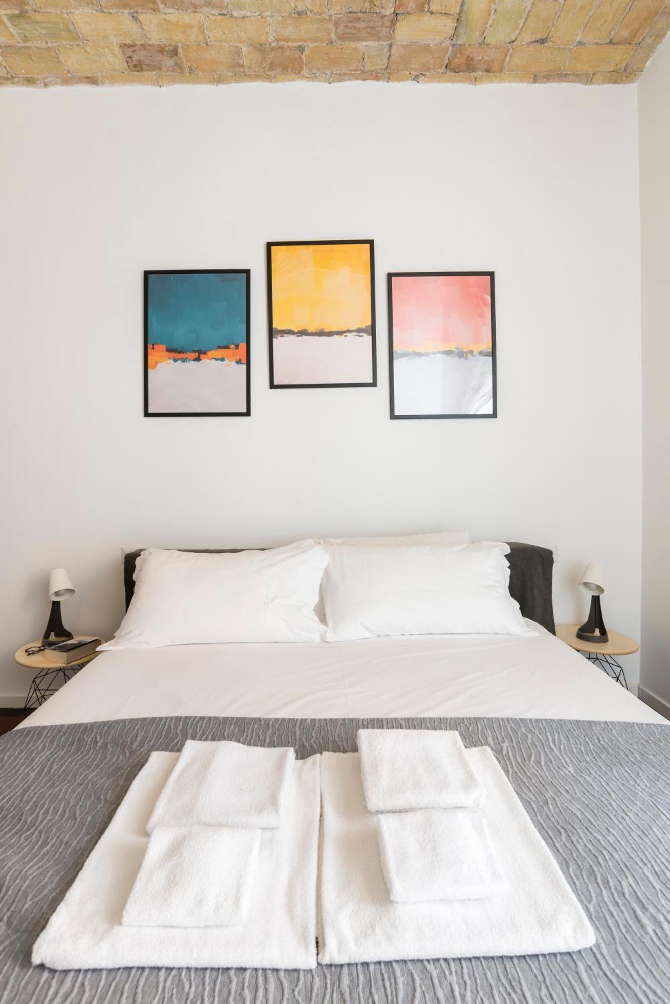 Half Palace, Relaxing In San Lorenzo Apartment