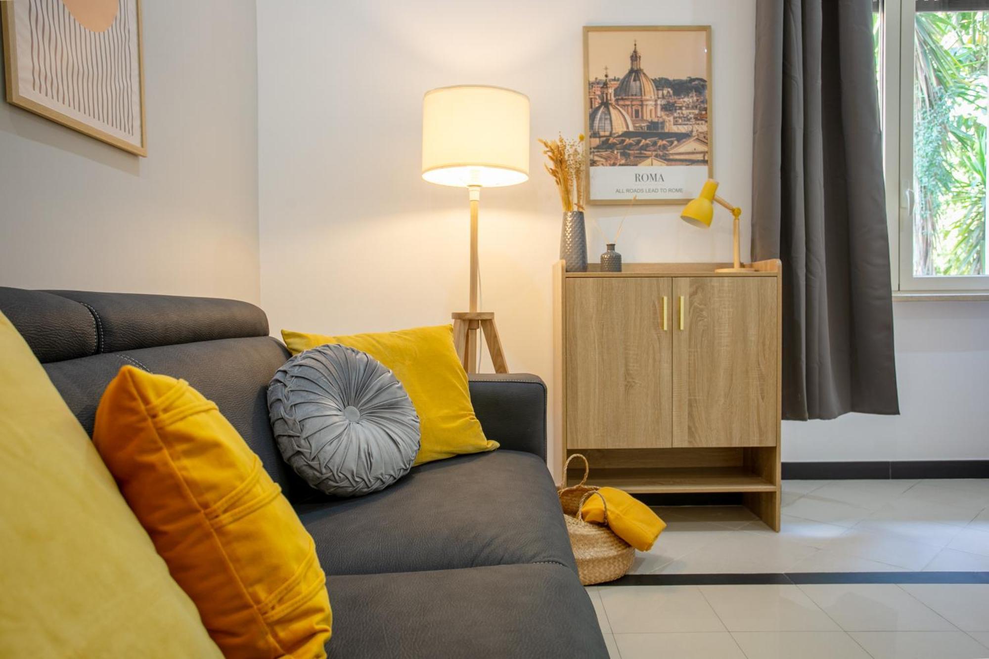 Mustard S Camillo - Homes Appartement *