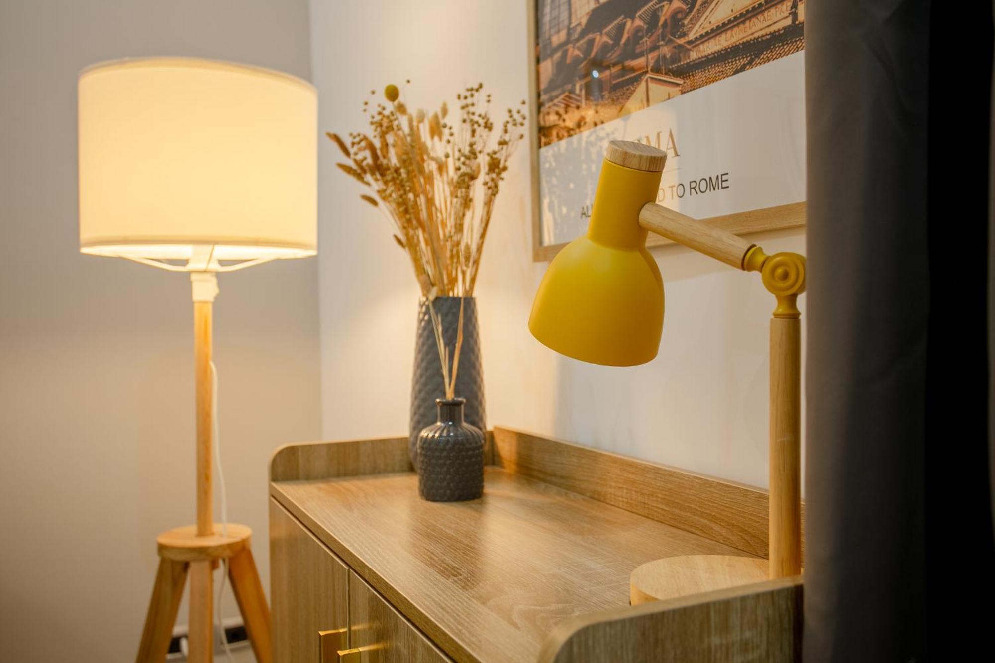 Mustard S Camillo - Homes Appartement