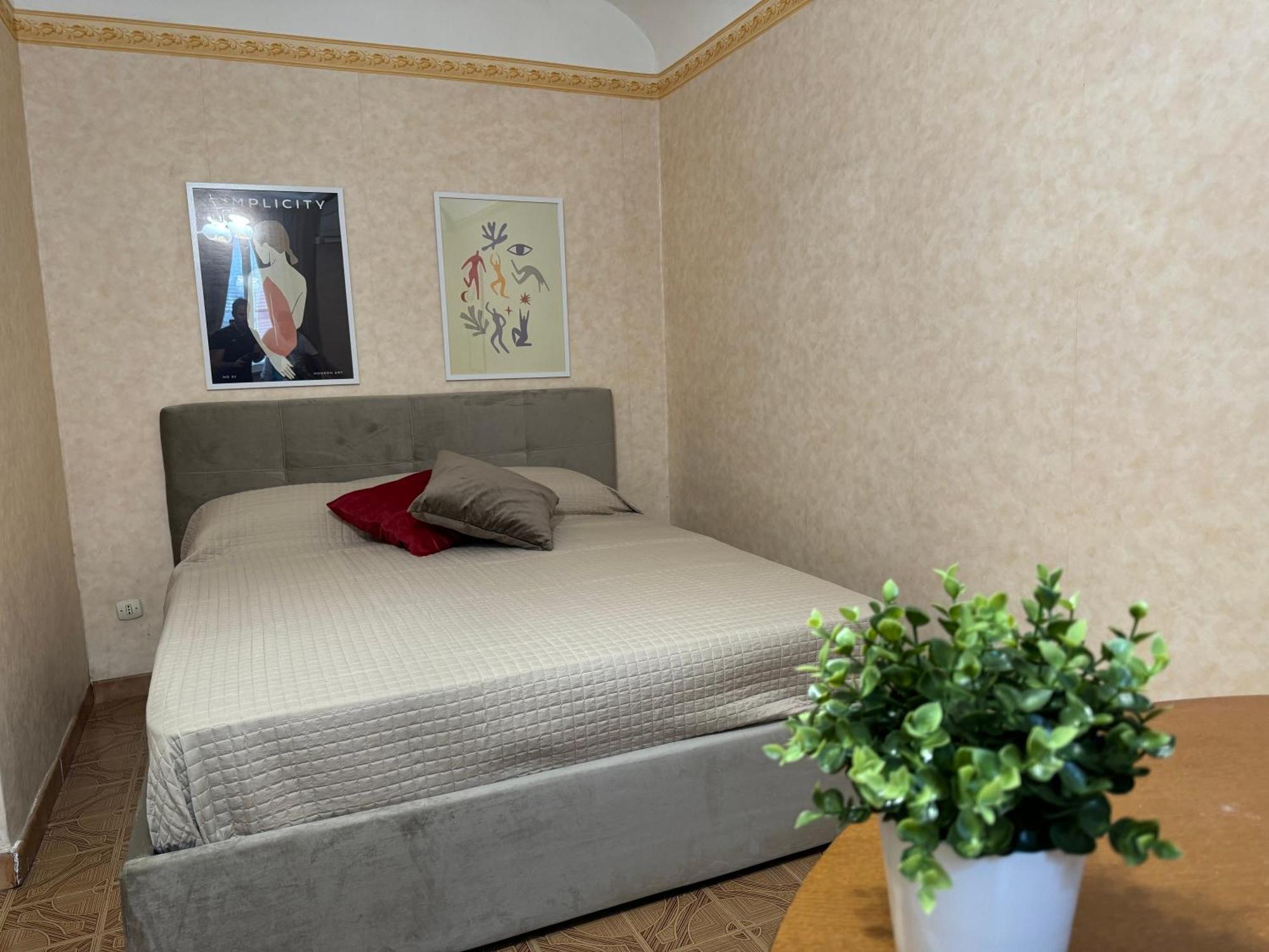 Campani Termini Apartment *