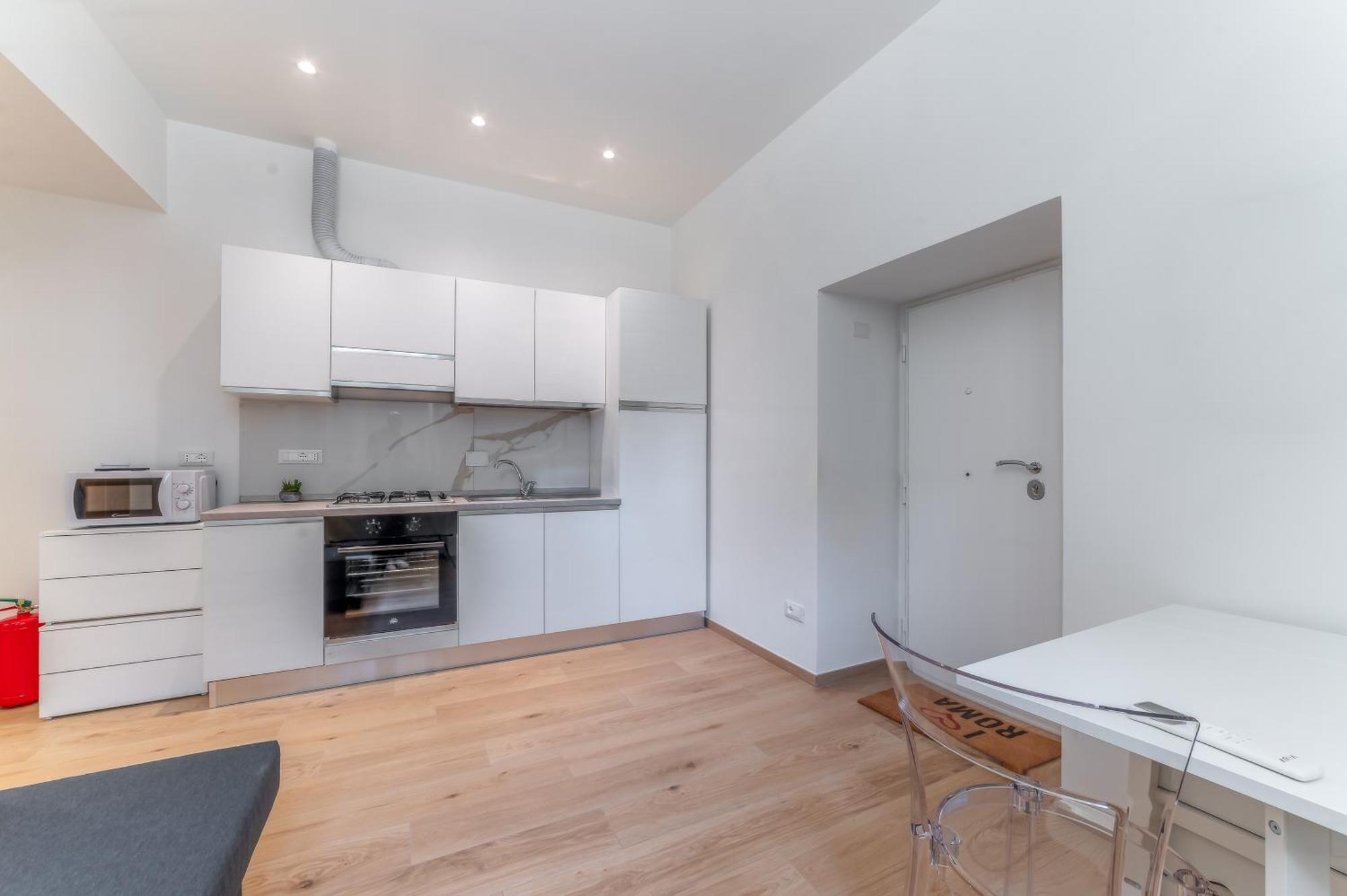 Apartment Cento - Metro Mirti & Free Wifi