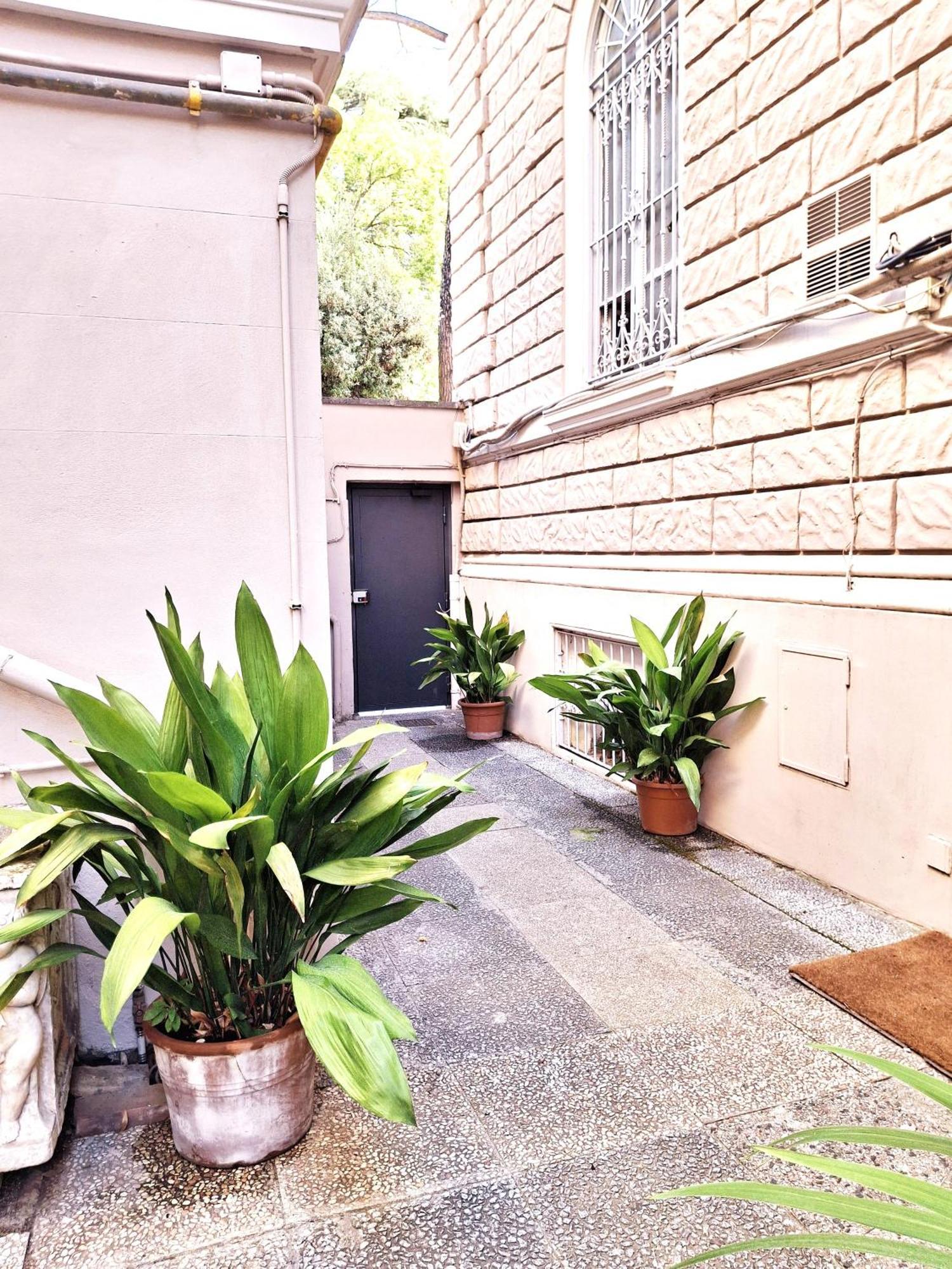 La Borghese * Rome