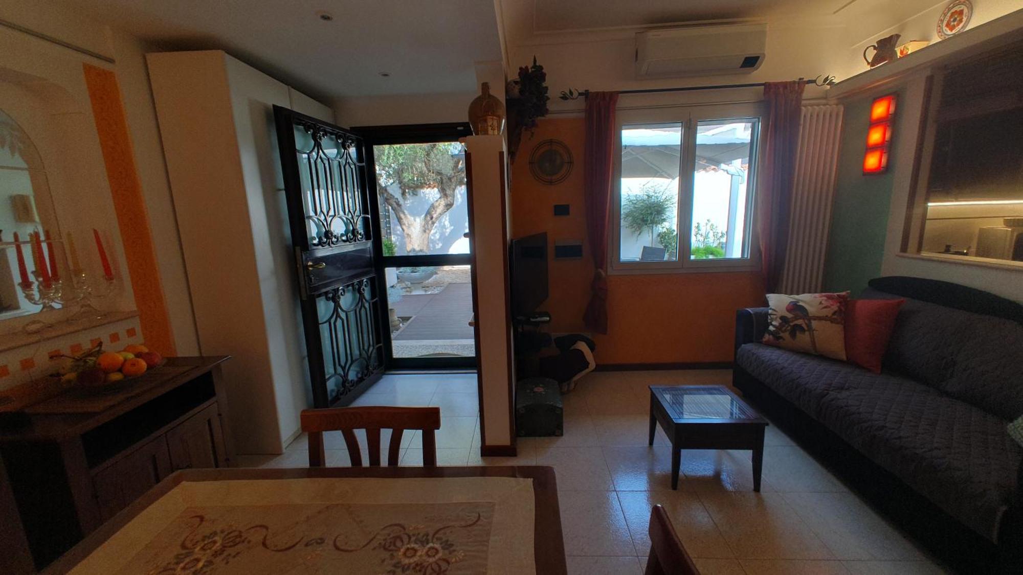 Apartment Lilli Urban Garden - Private Garden And Reserved Free Parking In Detached House Surrounded By The Greenery Of *