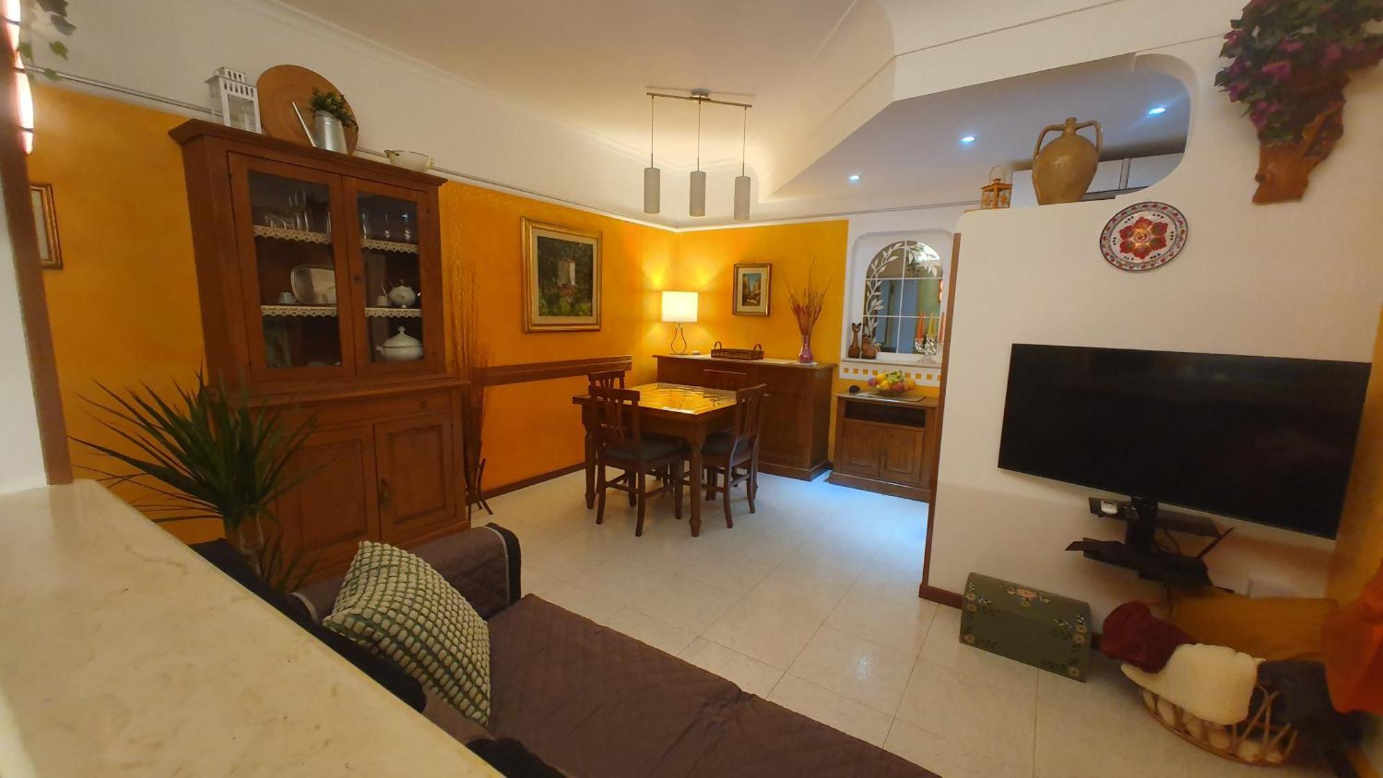 Lilli Urban Garden - Private Garden And Reserved Free Parking In Detached House Surrounded By The Greenery Of Rome