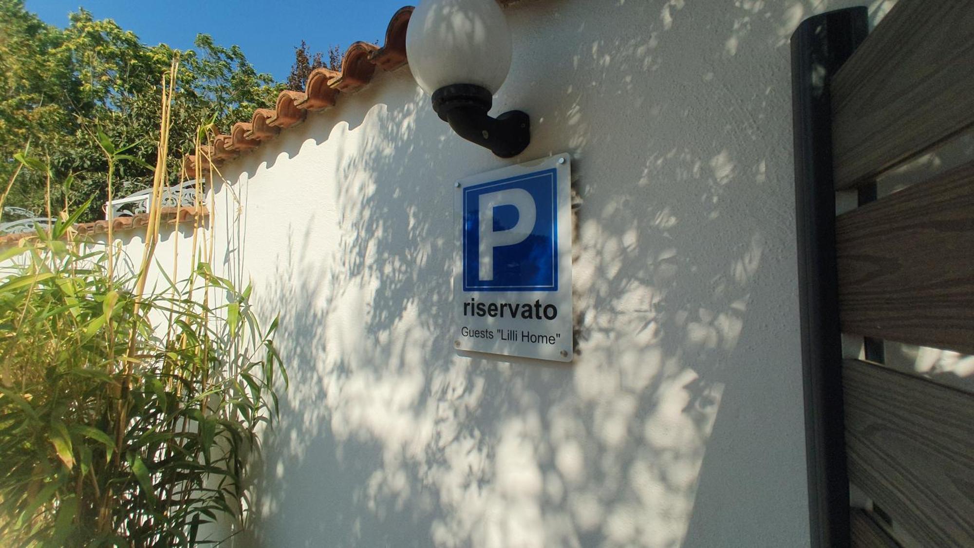 Lilli Urban Garden - Private Garden And Reserved Free Parking In Detached House Surrounded By The Greenery Of Rome