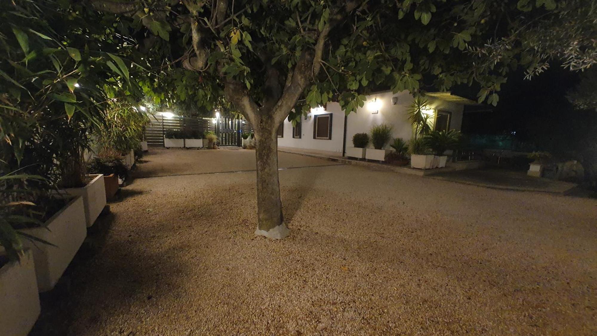 Apartment Lilli Urban Garden - Private Garden And Reserved Free Parking In Detached House Surrounded By The Greenery Of *