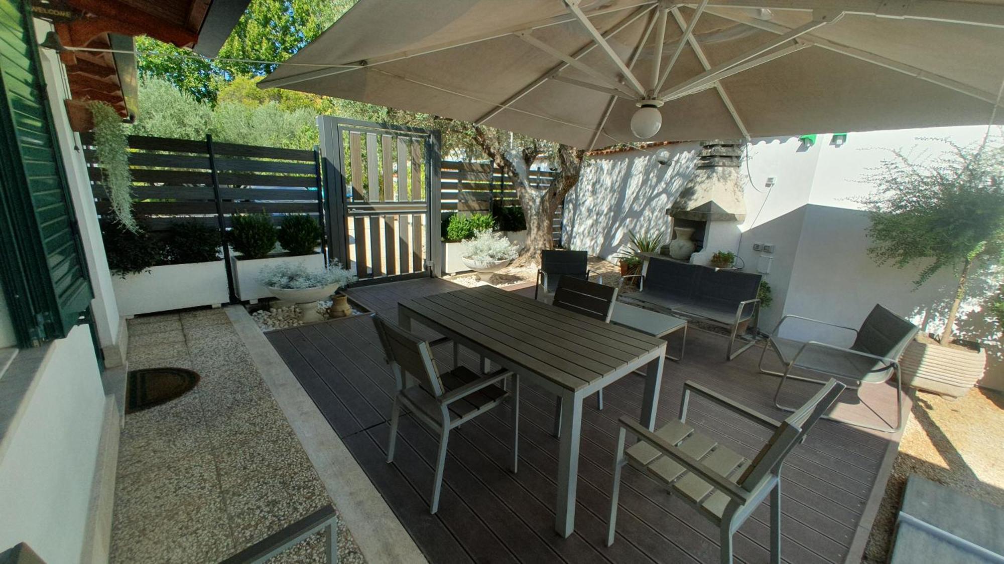 Lilli Urban Garden - Private Garden And Reserved Free Parking In Detached House Surrounded By The Greenery Of * Rome