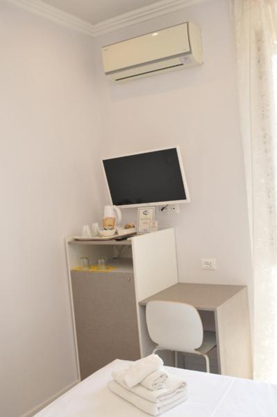 Migdal Luxury Porta Portese Guest house Rome