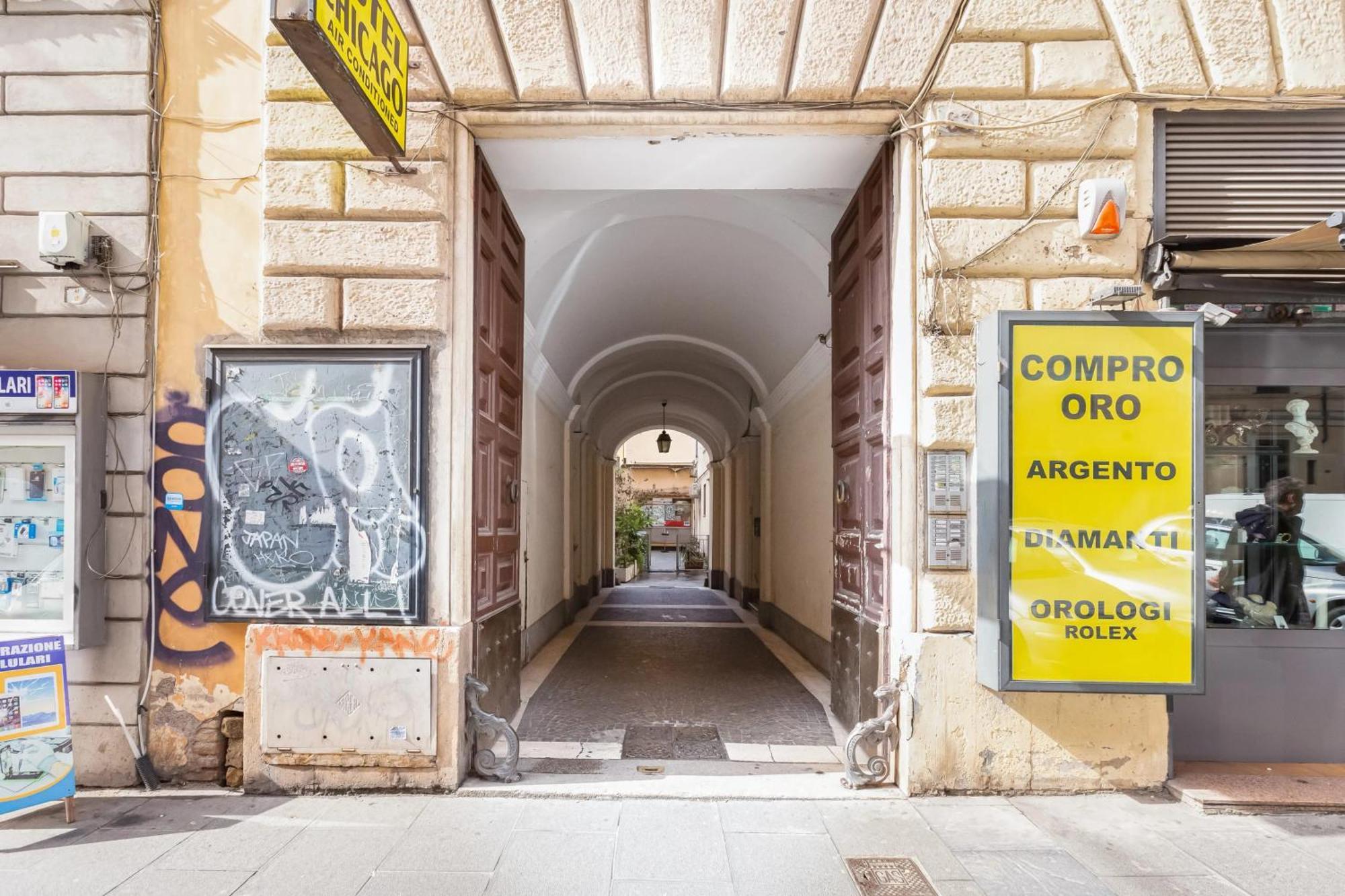 Charming With Panoramic View In The Heart Of Apartment *