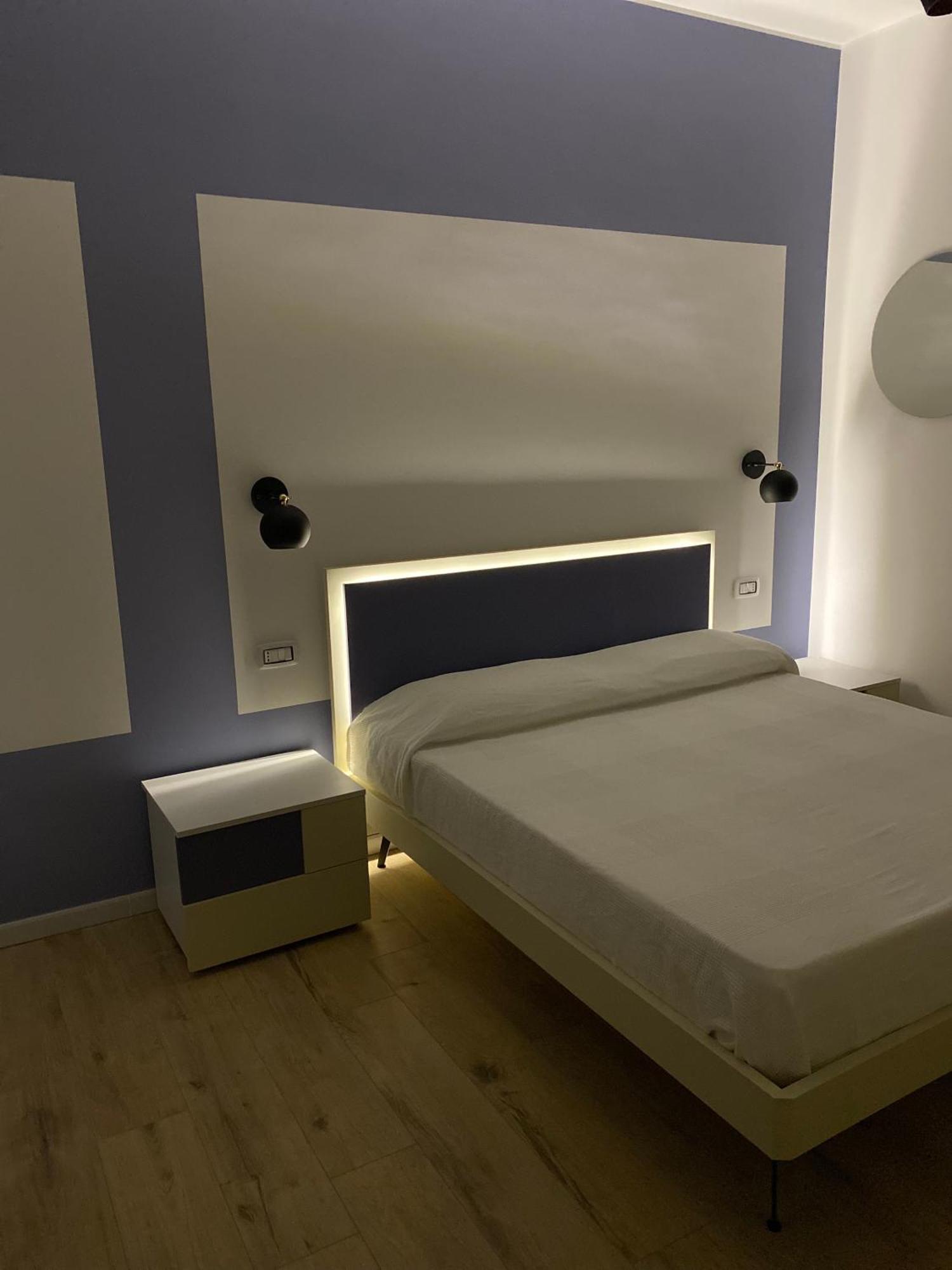 Apartment Via Montefalco Rome