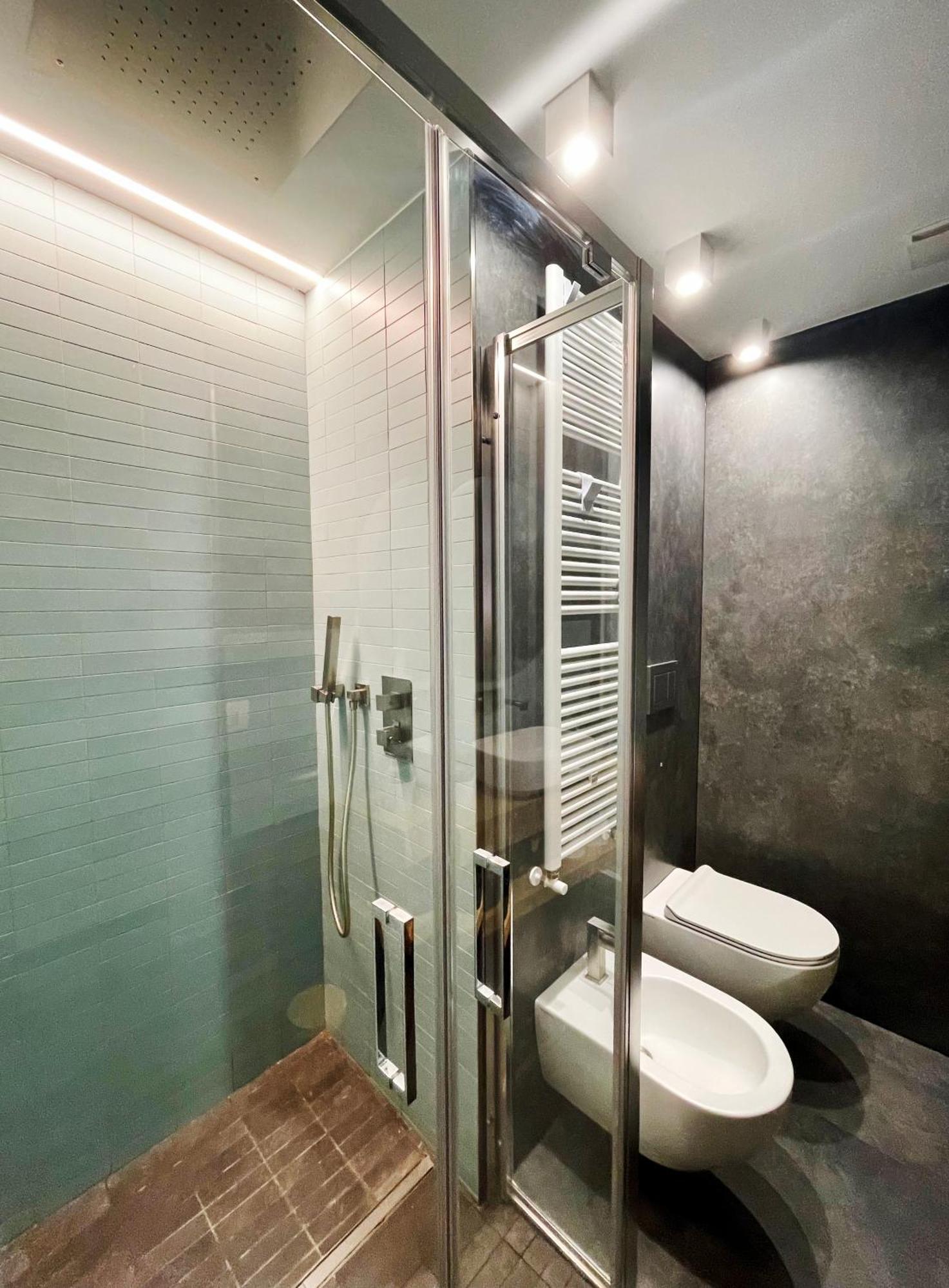 Ada Luxury * Rome