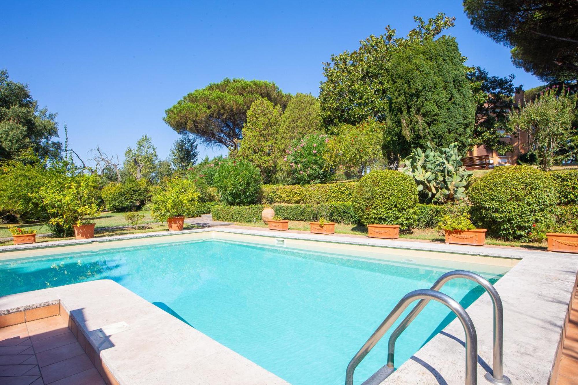 Apartment La Gallese By In