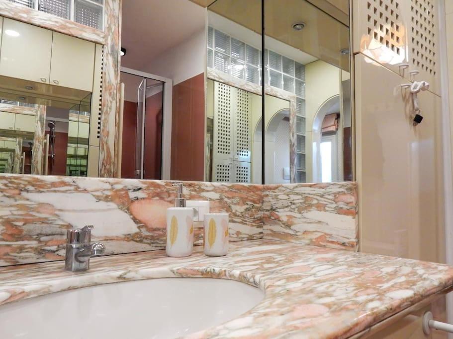 Appartement 77 Scalini - Pantheon - *