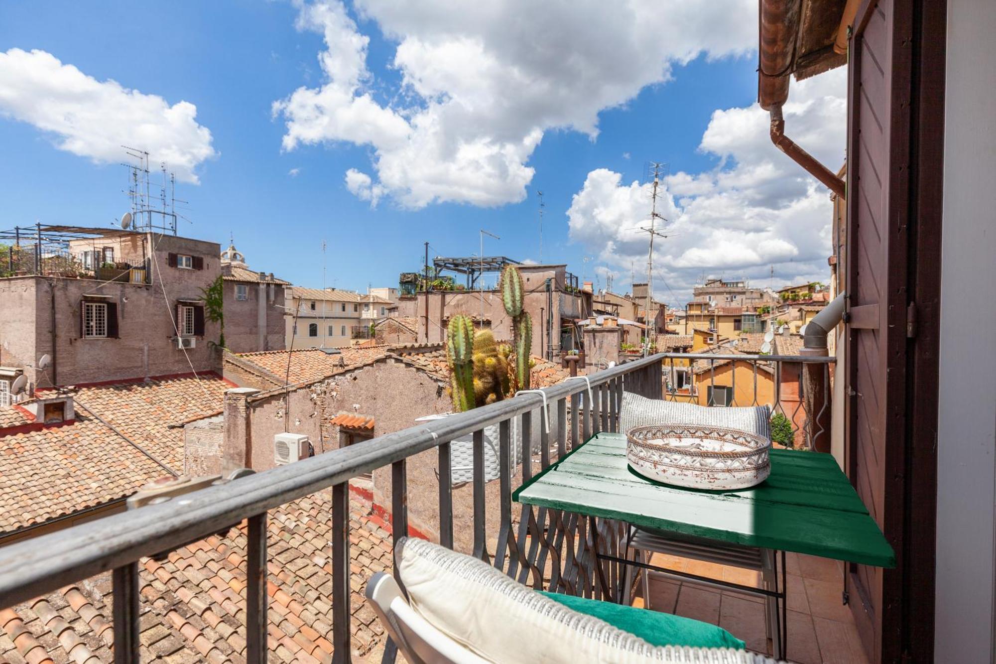 Campo Dei Fiori Sun With Balcony * Rome