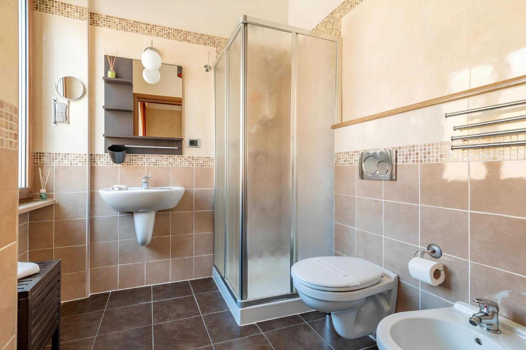 Couette-café Alis Laura - 150m From Piazza Bologna Metro And 10 Minutes From The Colosseum *