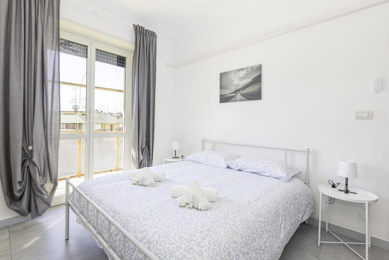 Appartement Aeterna - Metro A , 20 Min To The Center - Tourist Tax Included - Free Wi-fi Rome