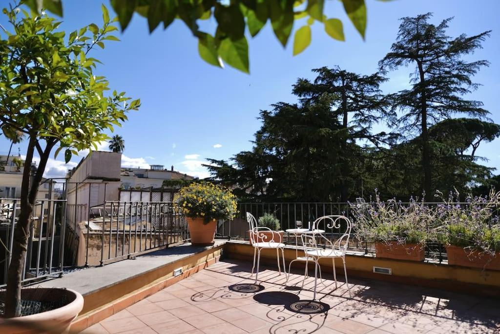 Panoramic Quirinal Penthouse Appartement