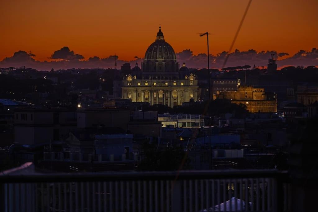 Panoramic Quirinal Penthouse Appartement