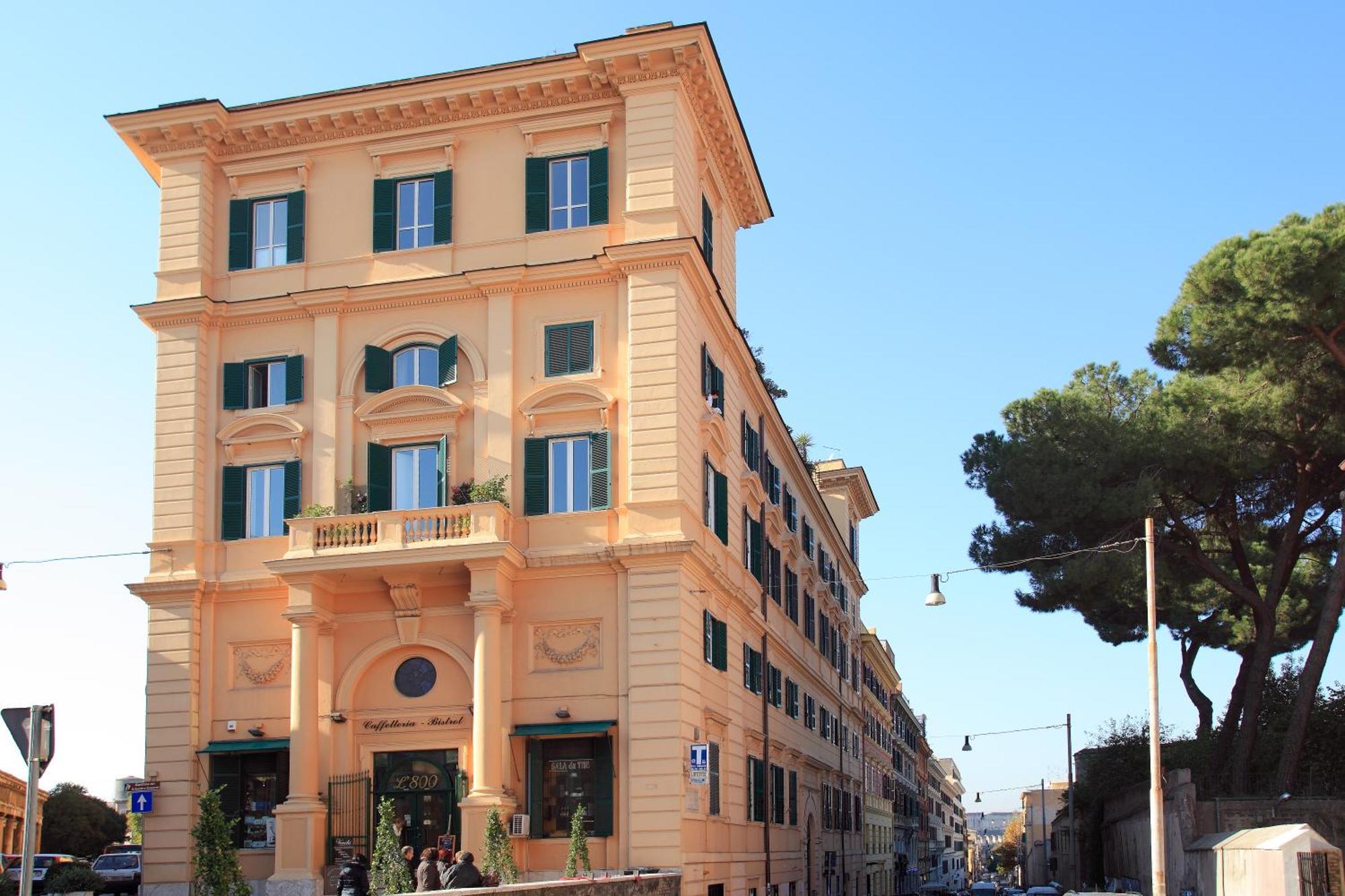 Apartment D'epoca Colosseo Art Gallery Rome