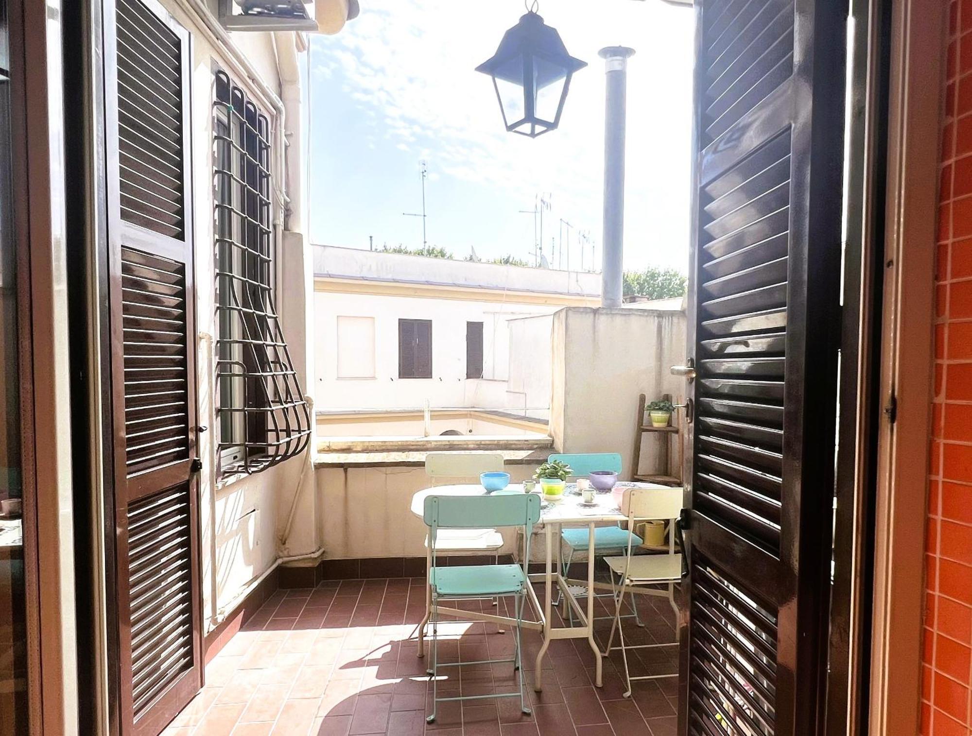 Apartment La Piccola Terrazza In Vaticano Otranto Terrace Rome
