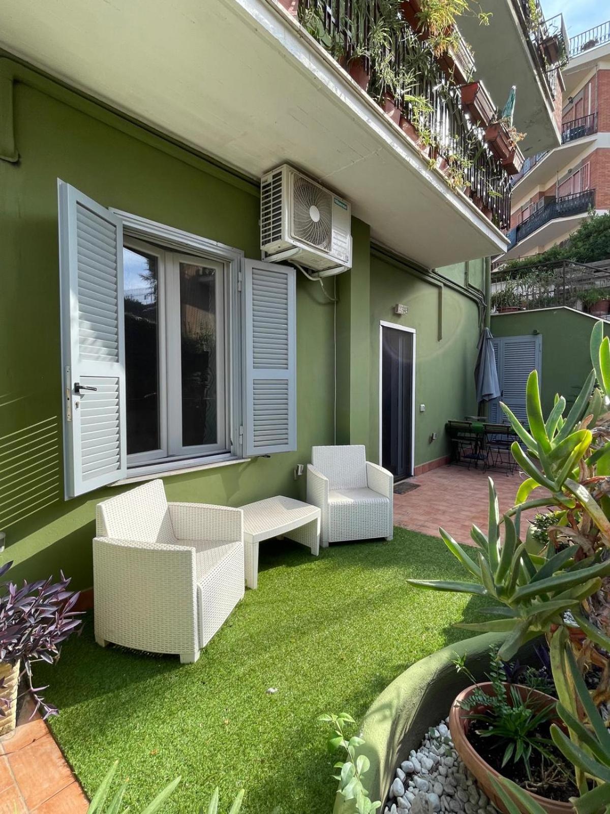 Garden House Apartment