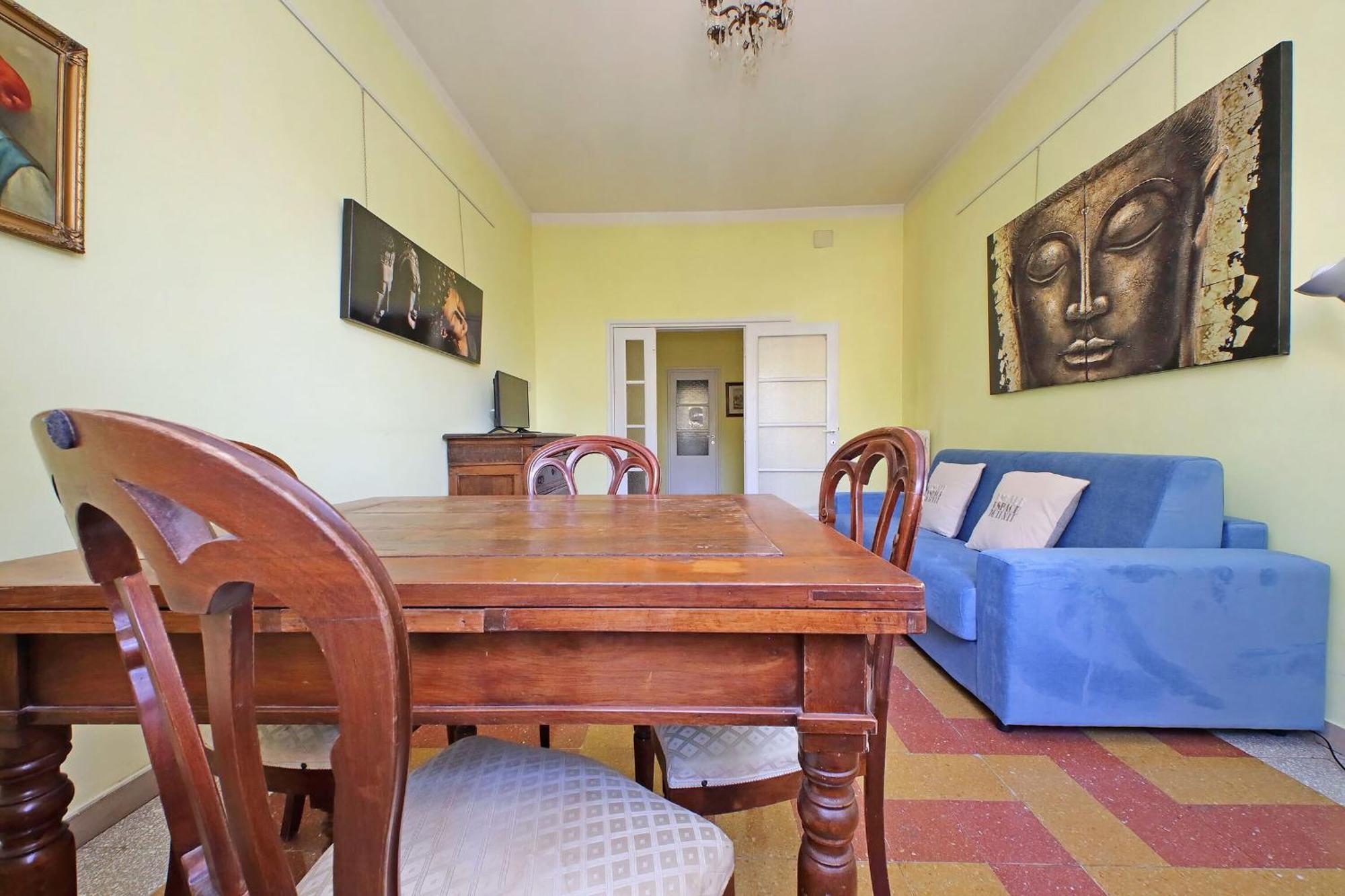 Cremona Apartment *