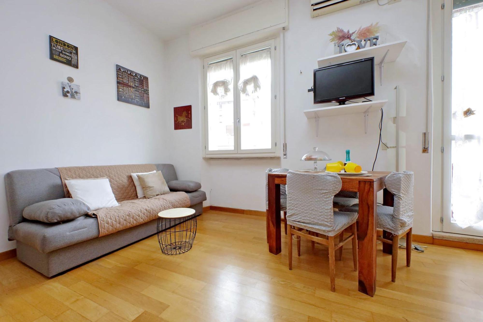Magenta Deluxe Silveri Appartement *