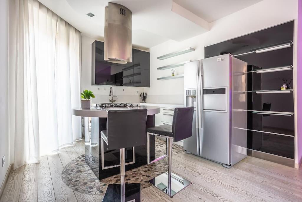 Charme & Luxe 2 Bedroom Center Rome