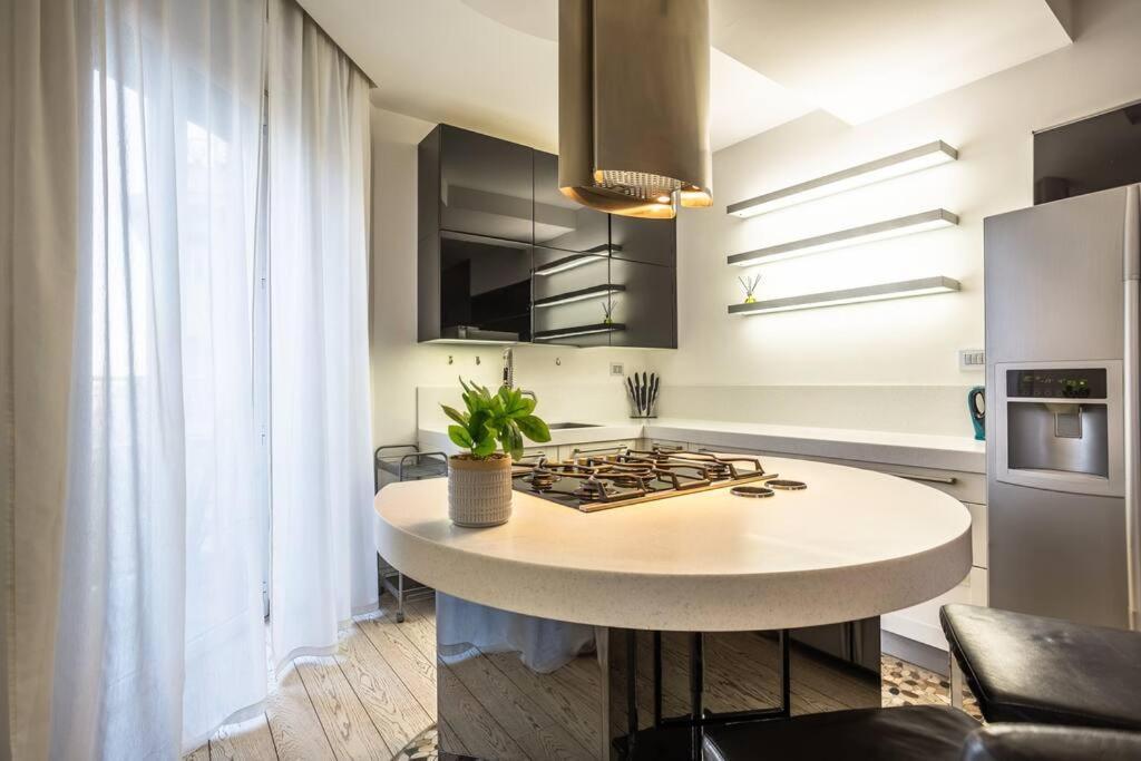 Charme & Luxe 2 Bedroom Center Rome