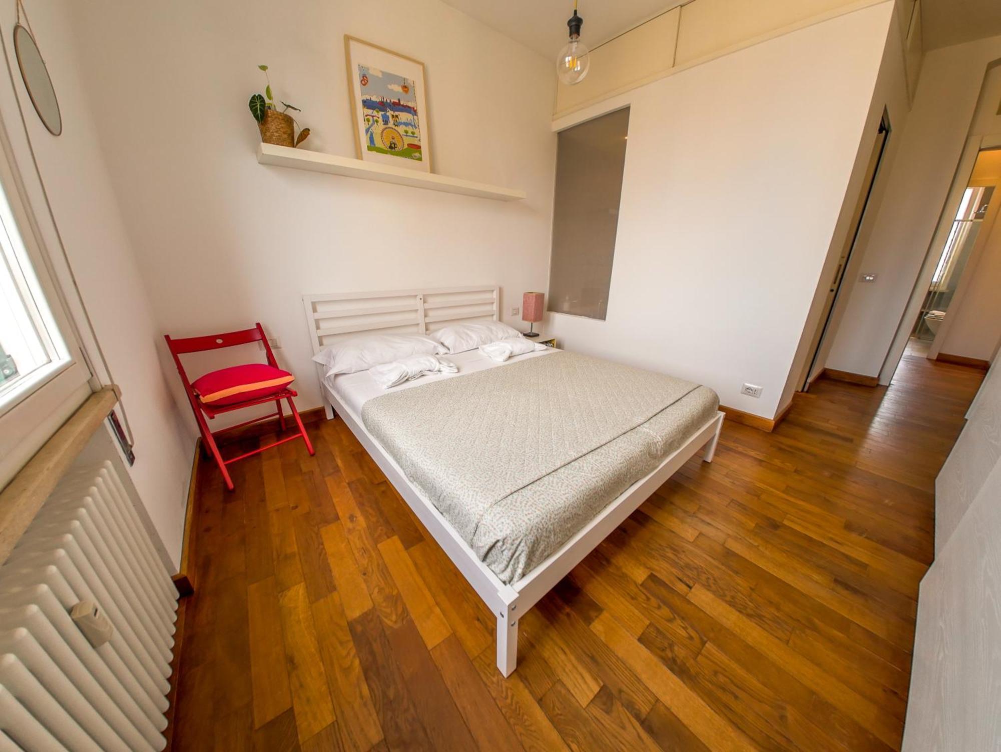 Stunning 3-bedroom Penthouse Rome