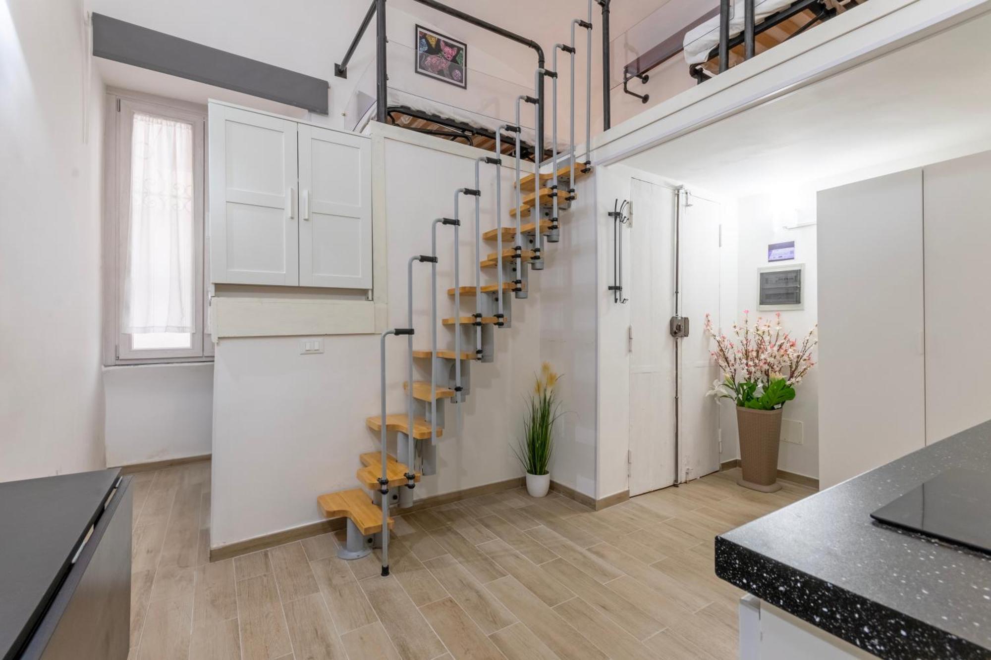 Apartment Marcantonio Colonna - Loft X5 Persone, Wi-fi, Aria Condizionata Nelle Camere, Parcheggio Privato, Metro A Lepanto 800mt Da Vaticano Rome