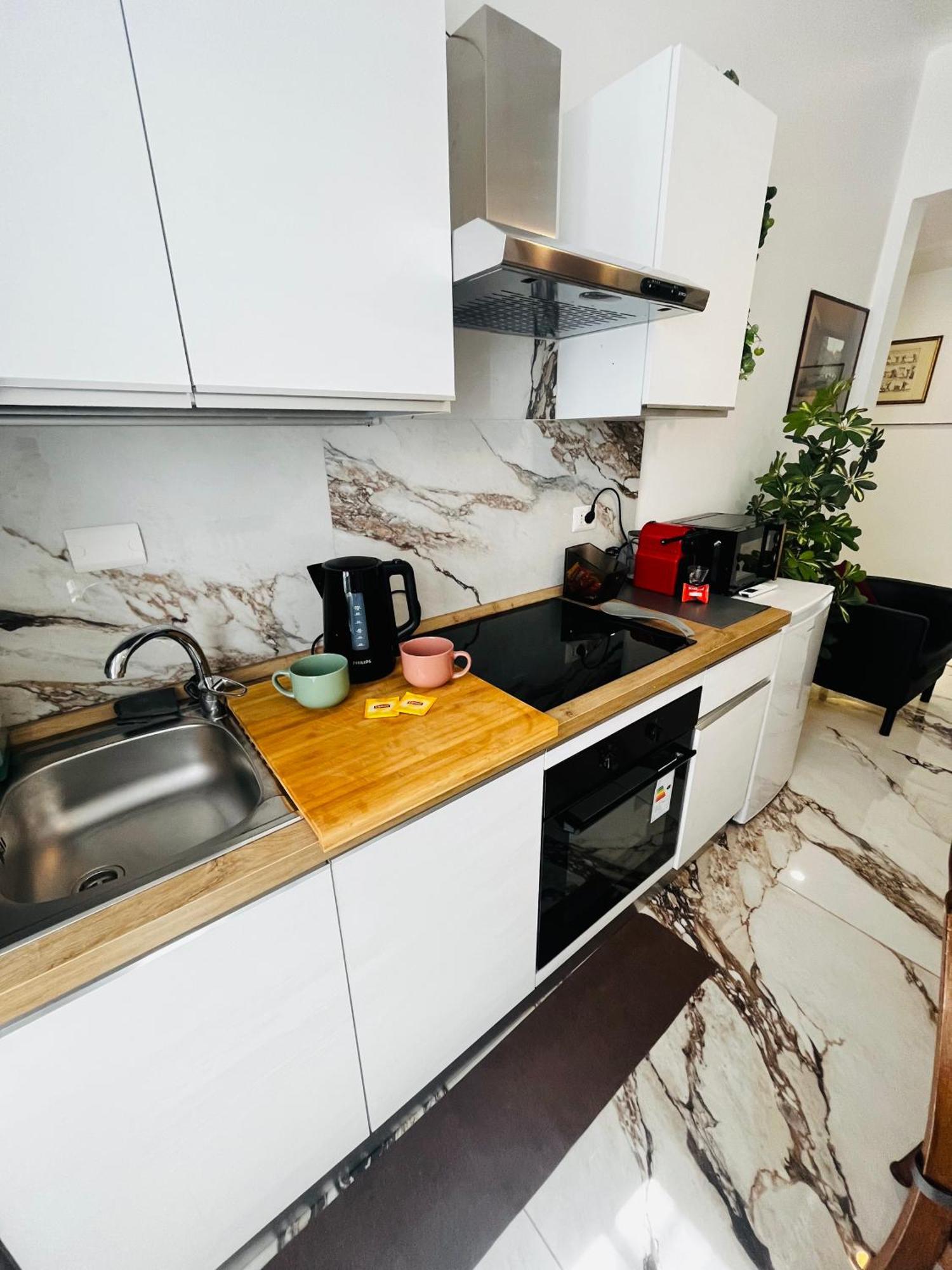 Escape To The Eternal Vatican Apartment Rome