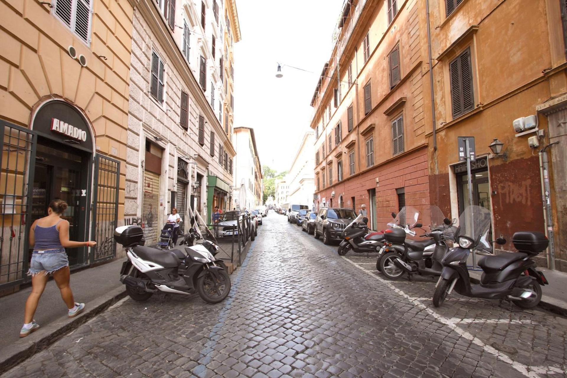 Apartment Manara House Rome