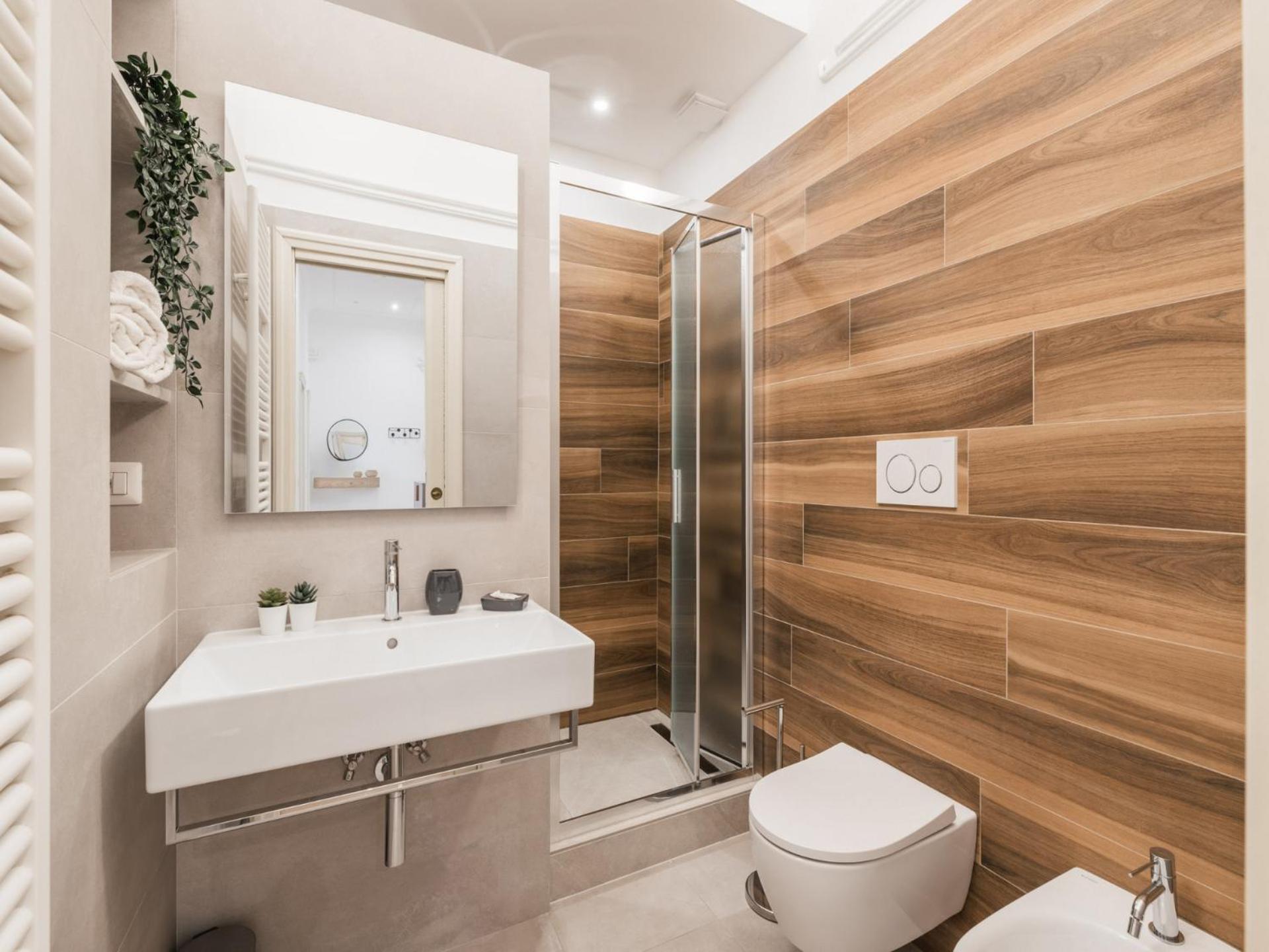 The Rent - Bright Two-bedroom Between Prati And San Pietro Apartment Rome