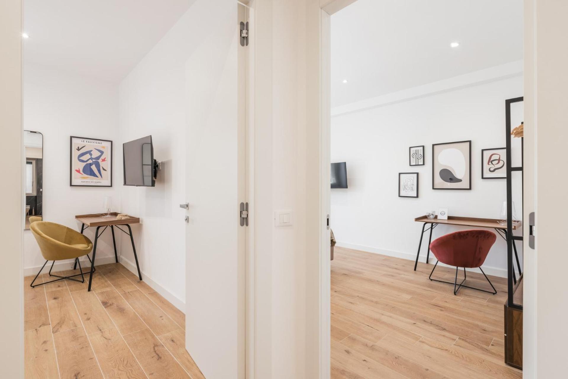 The Rent - Spacious Three-bedroom In Prati Area *