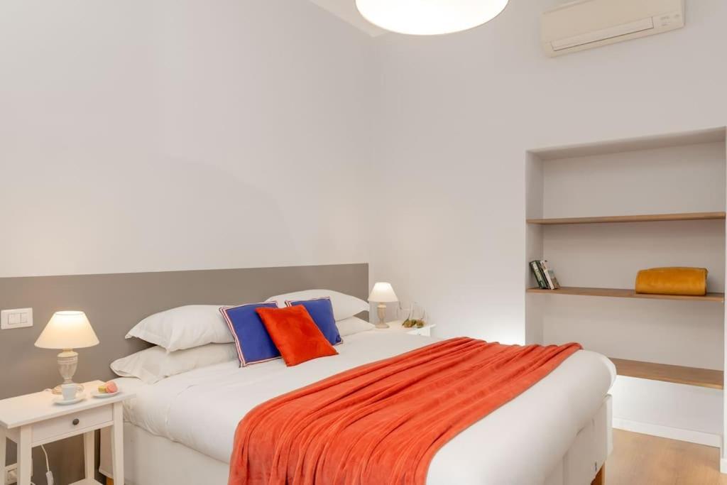 Big Flat In The Heart Of Trastevere 4 Bedrooms 3 Bath Apartment Rome