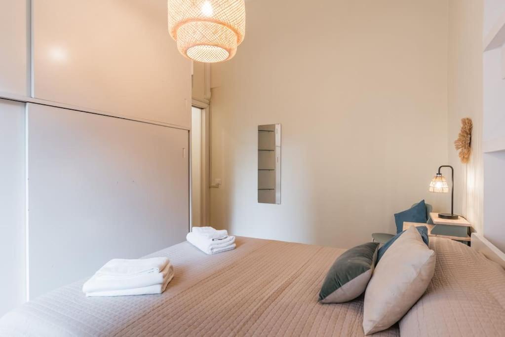 Appartamento Poerio Home&garden Near The Centre Of