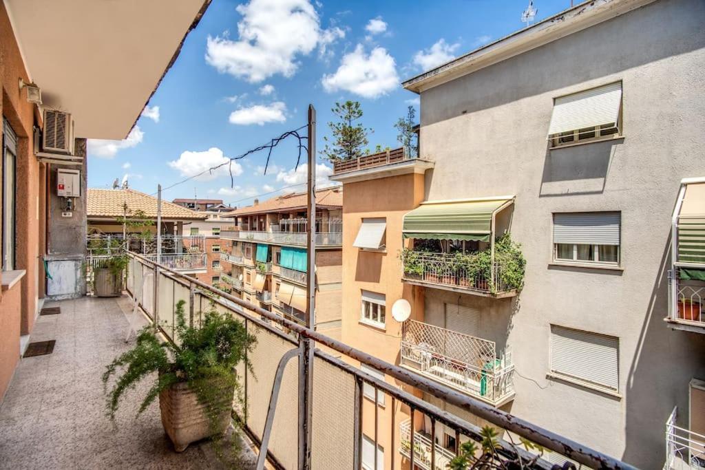 Homely - Spacious In Gianicolo District Apartment Rome