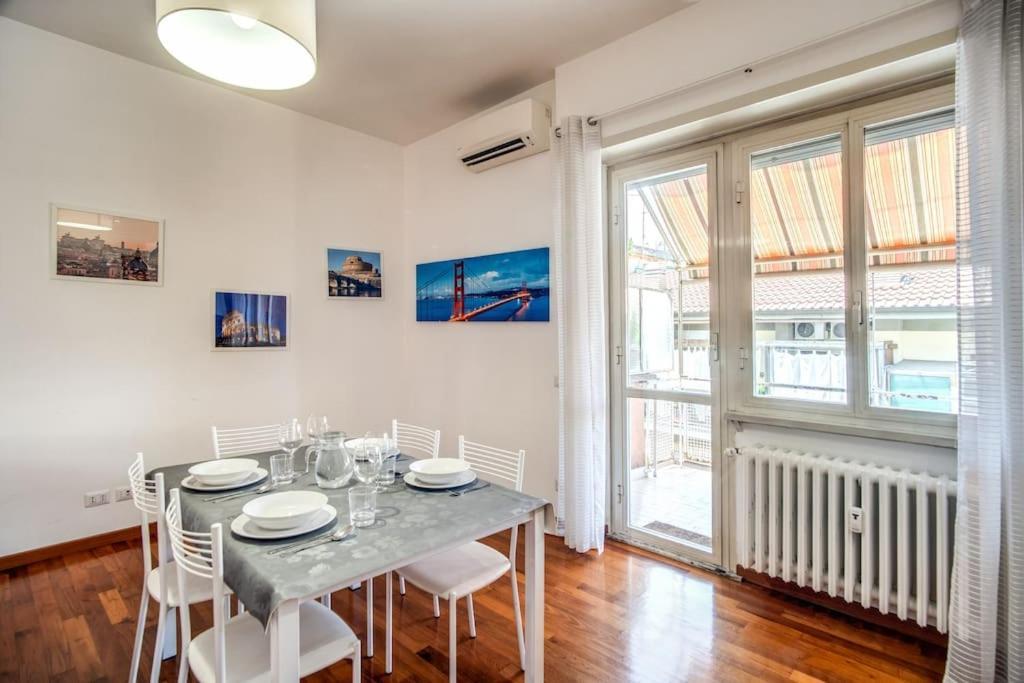 Homely - Spacious In Gianicolo District Apartamento