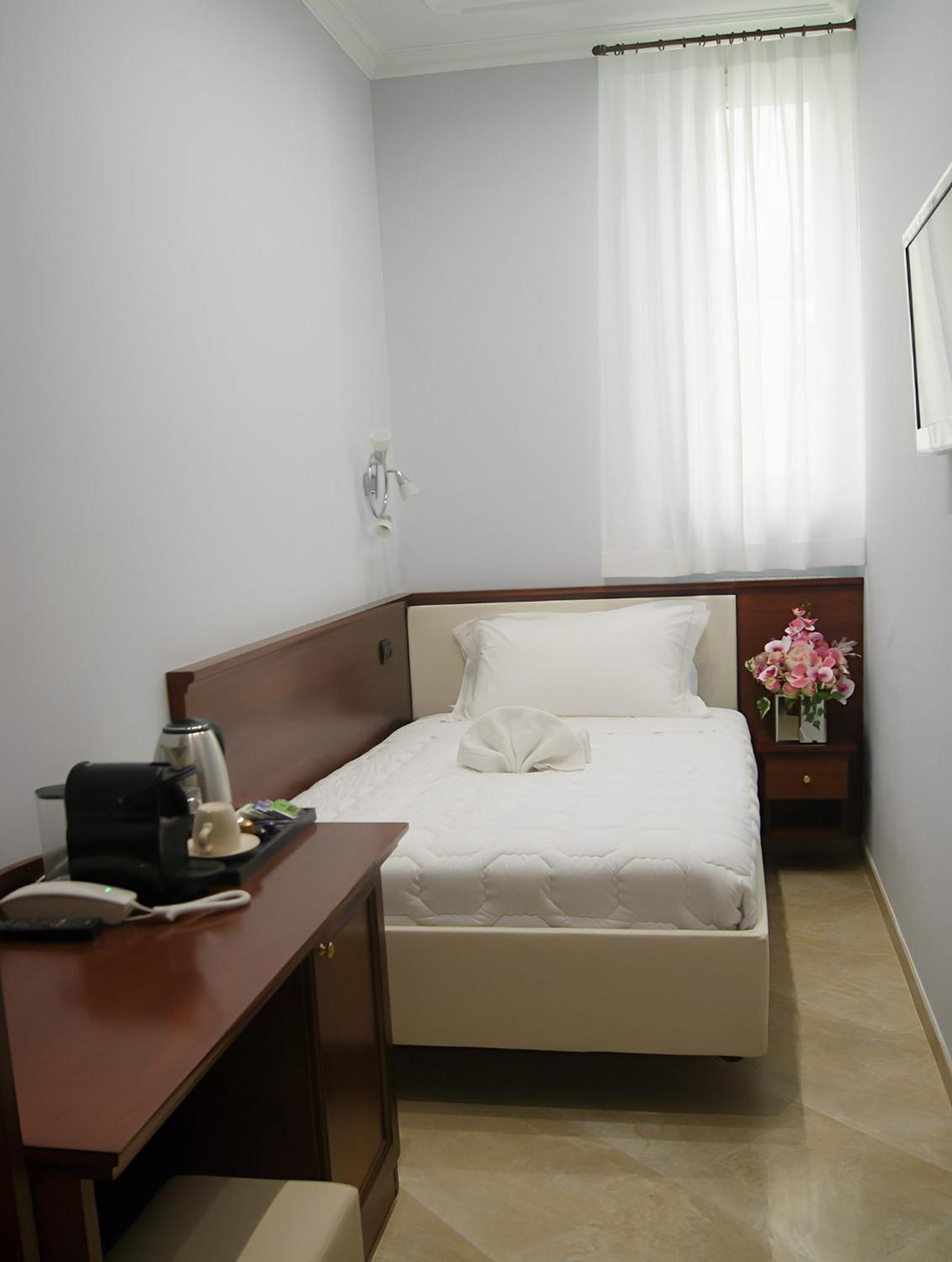 Esposizione Boutique Rome